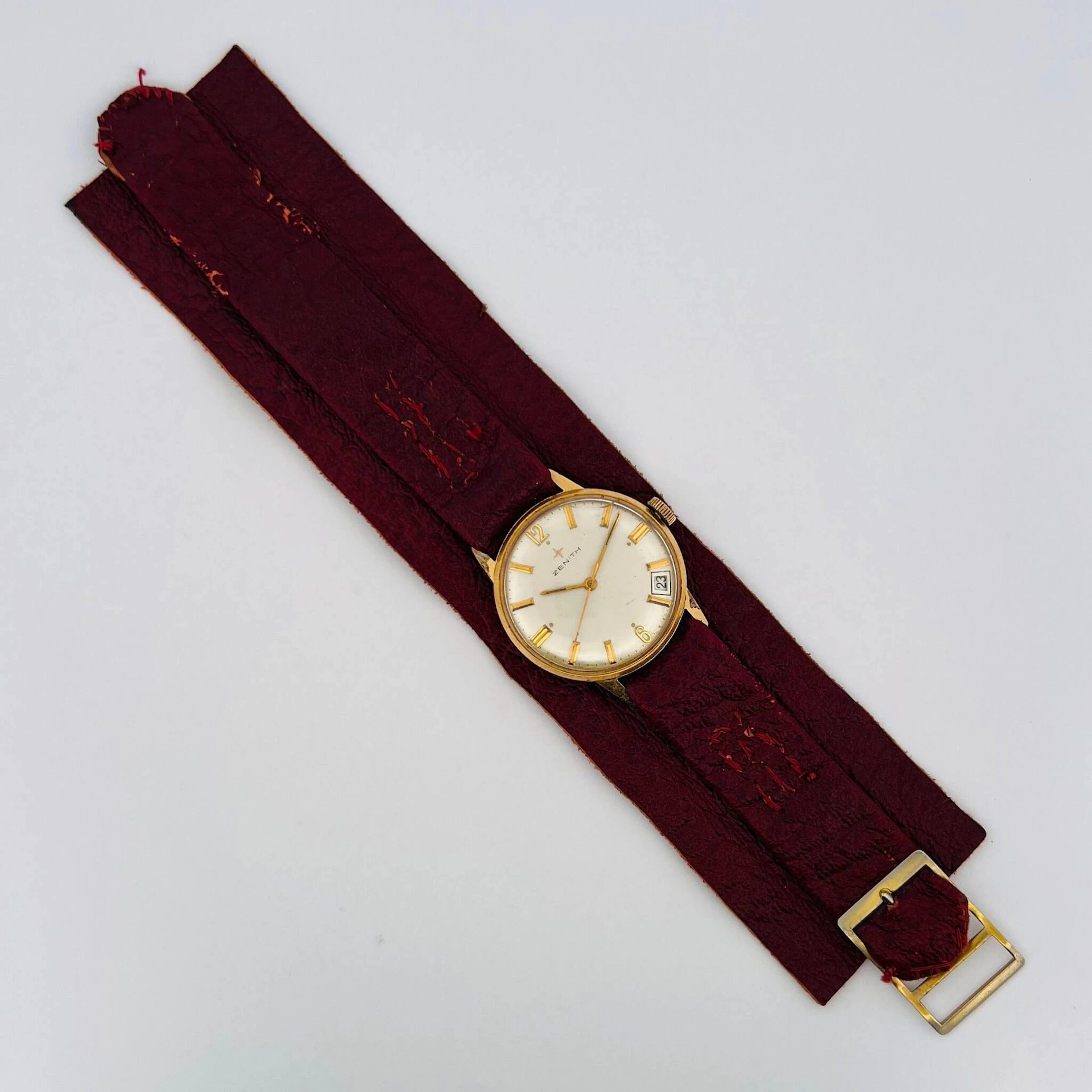 ZENITH - Lot 244