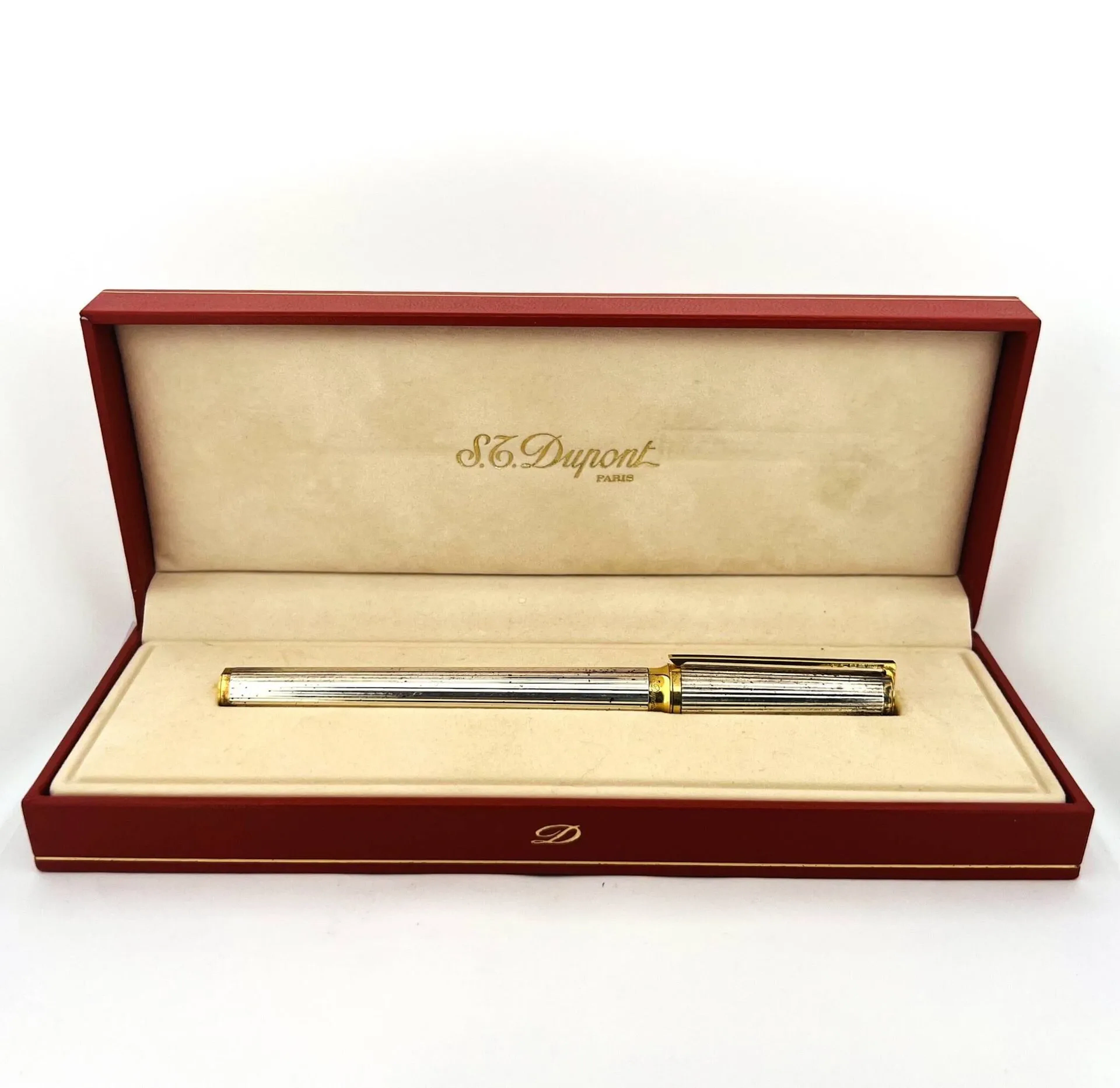 S.T. DUPONT - Lot 243
