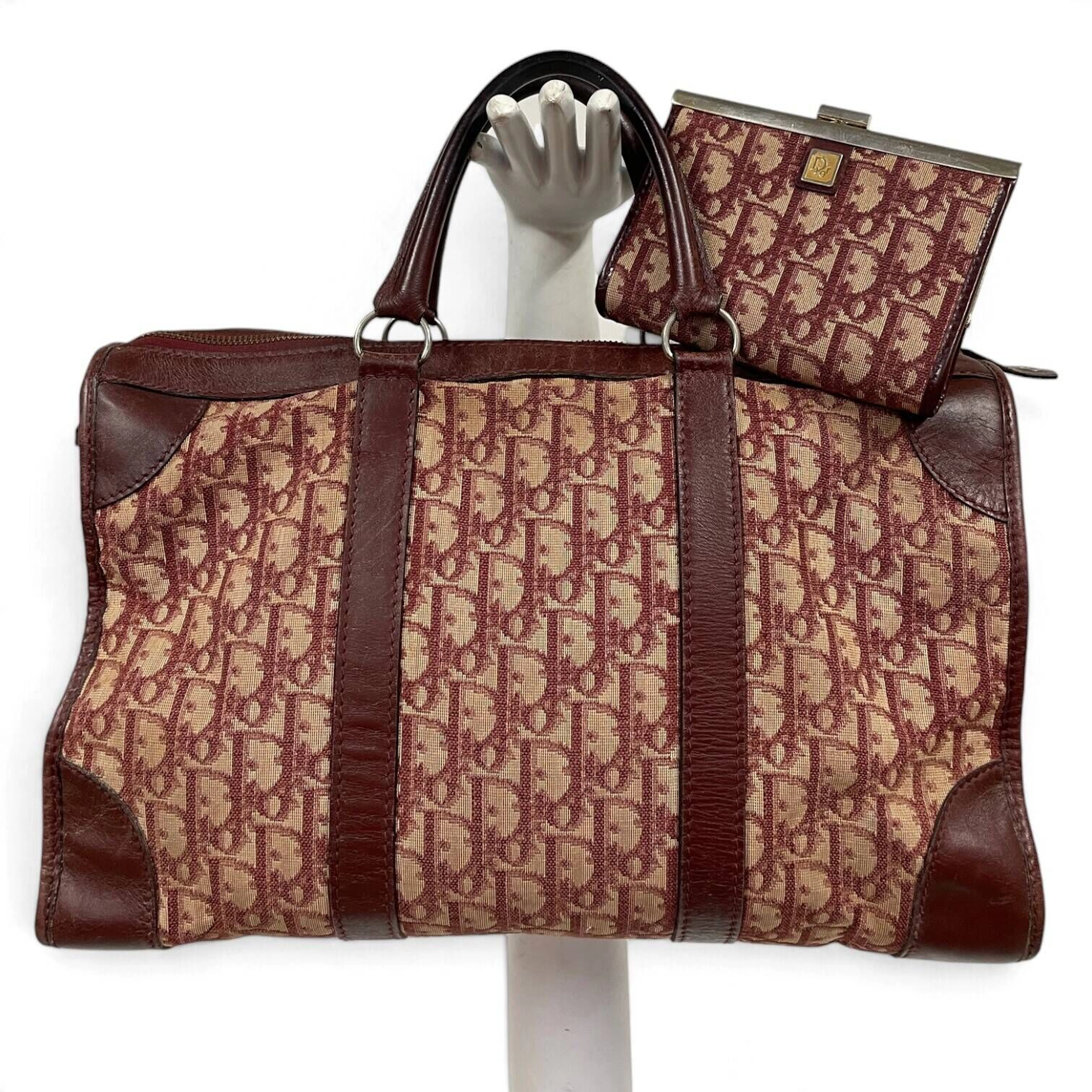 Christian DIOR - Lot 57