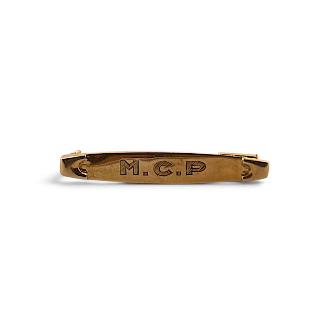Yellow gold (750) brooch engraved with "M.C.P."; has some mi - Lot 310