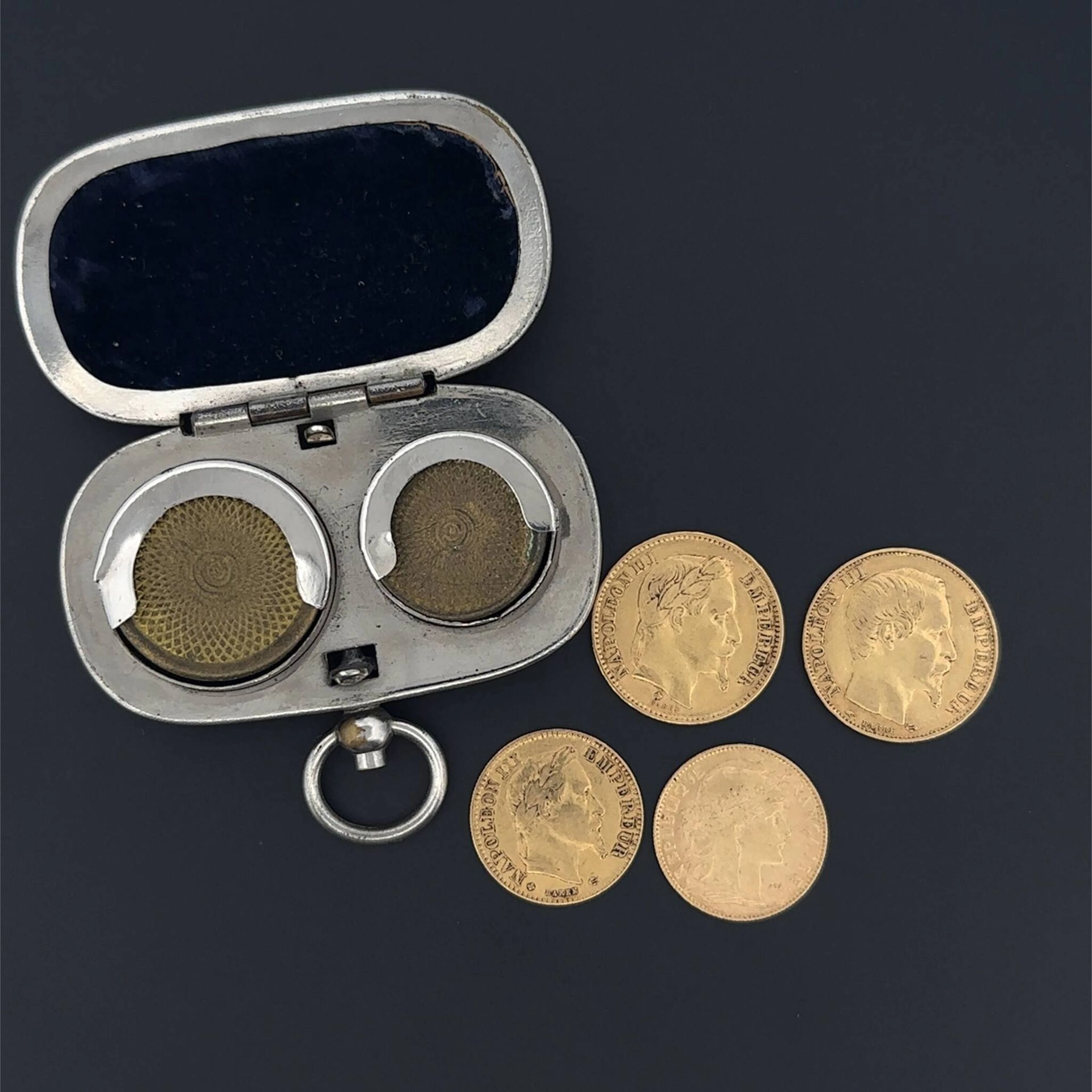 Set of four gold coins (900) consisting of: - Lot 168
