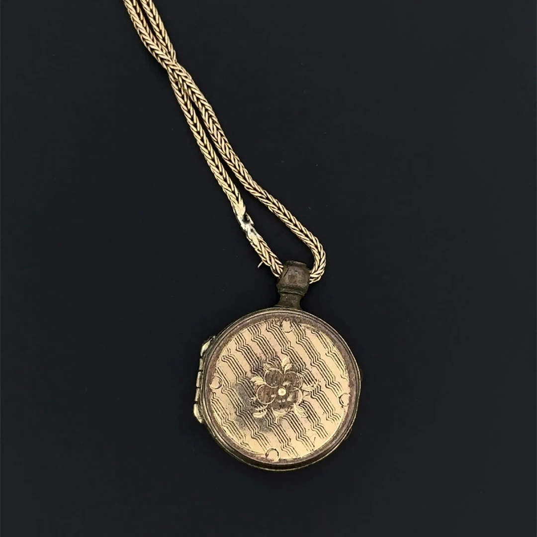 18k yellow gold (750) chain with palm-leaf links and a metal - Lot 163