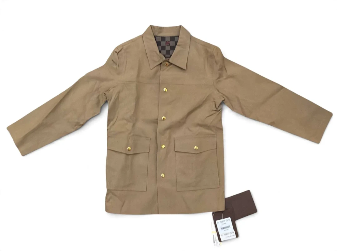 LOUIS VUITTON - Lot 182