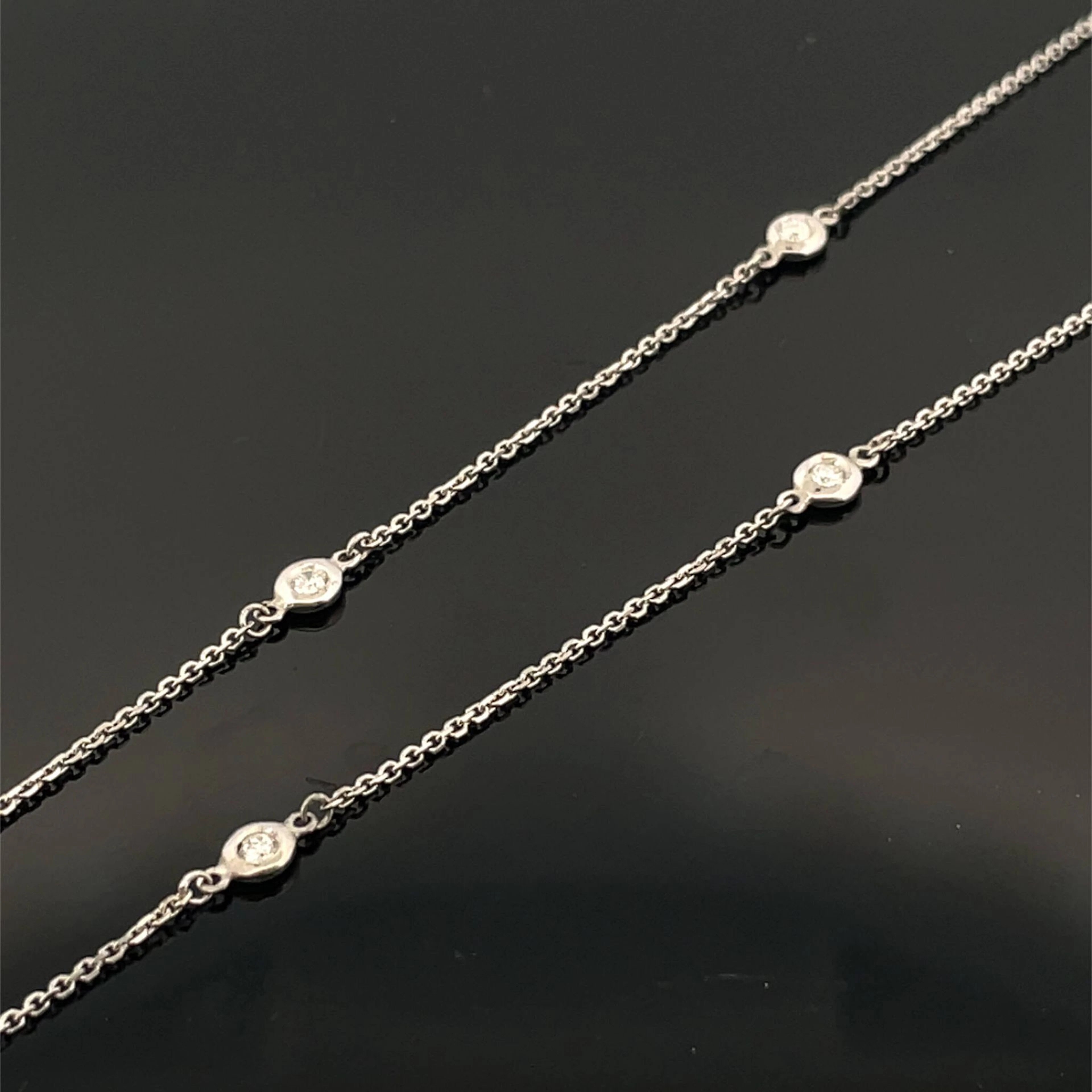 White gold (750) chain set with eleven brilliant-cut diamond - Lot 137