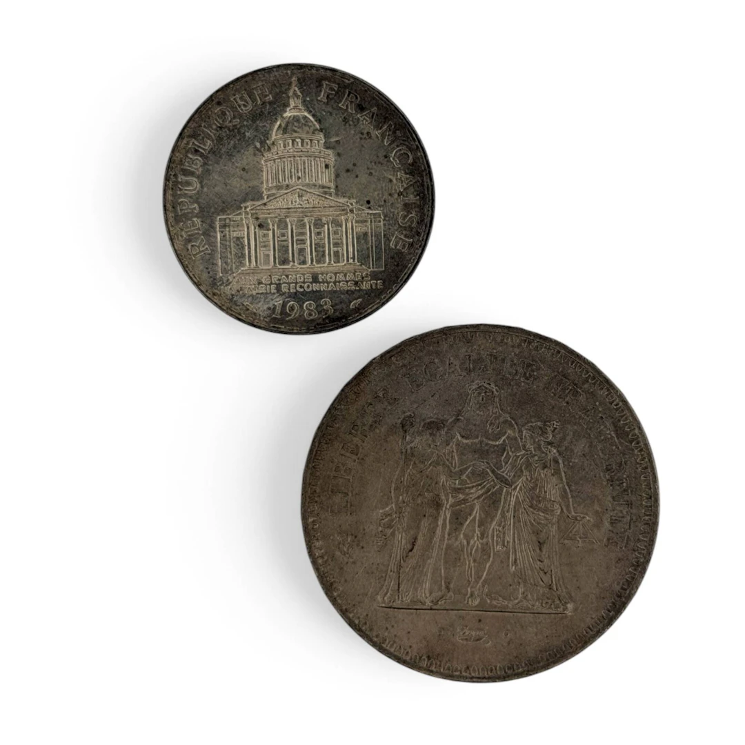 Two silver coins (900) consisting of: - Lot 27