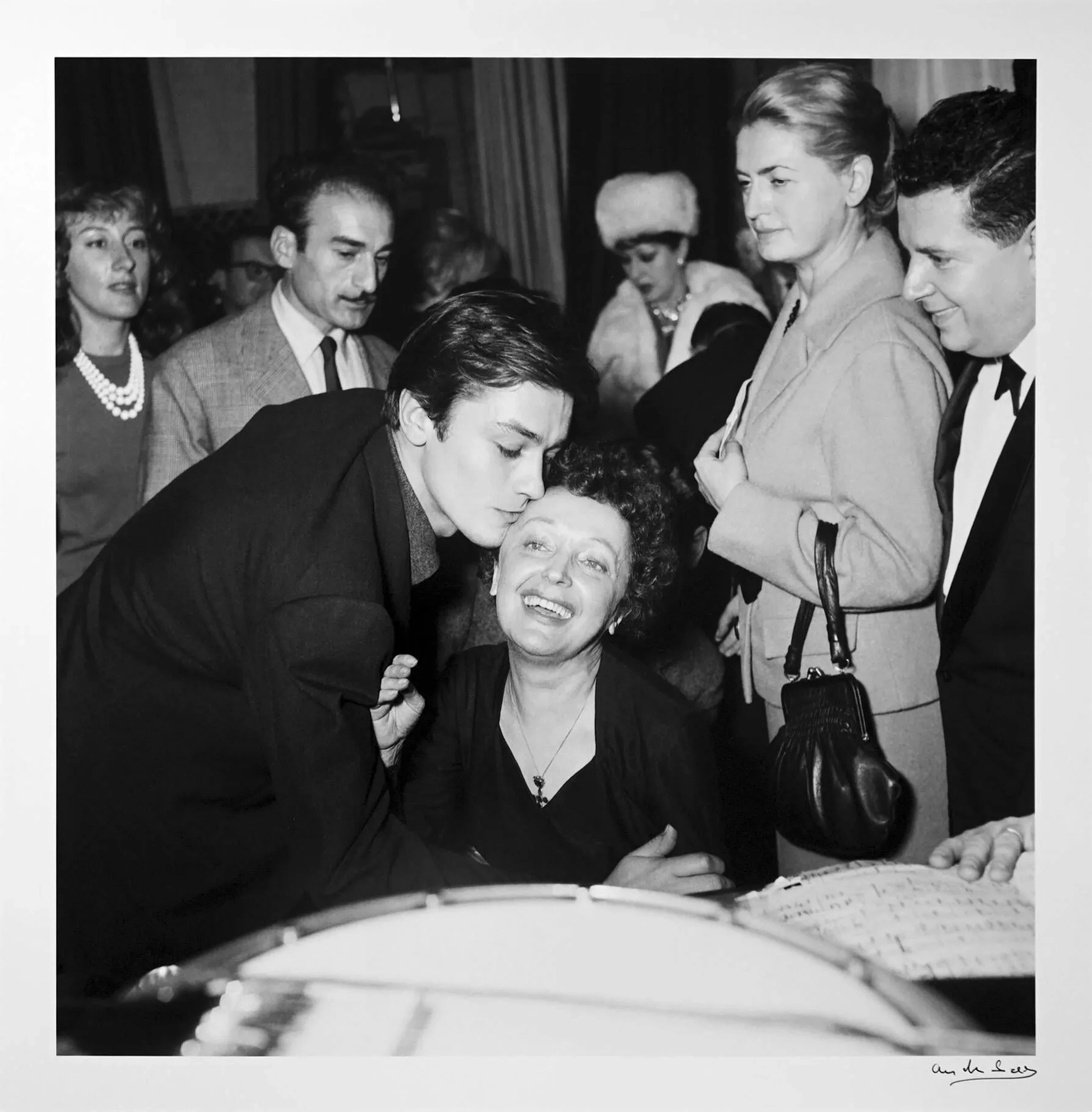 Alain Delon and Edith Piaf - Lot 209