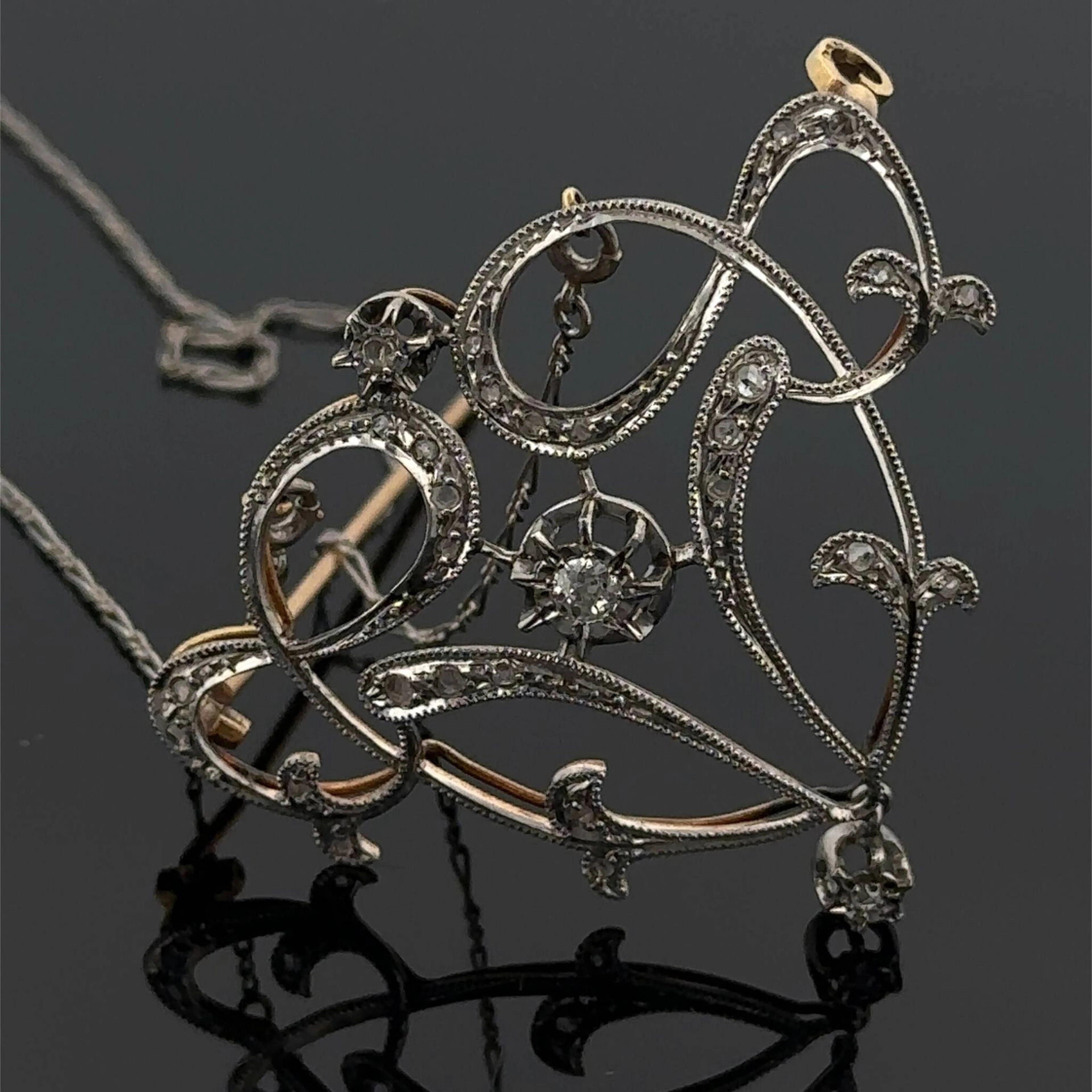 Brooch-pendant in yellow gold (750) and platinum (min. 800) - Lot 315