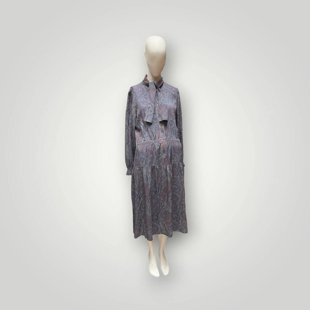 GIVENCHY New boutique - Lot 97