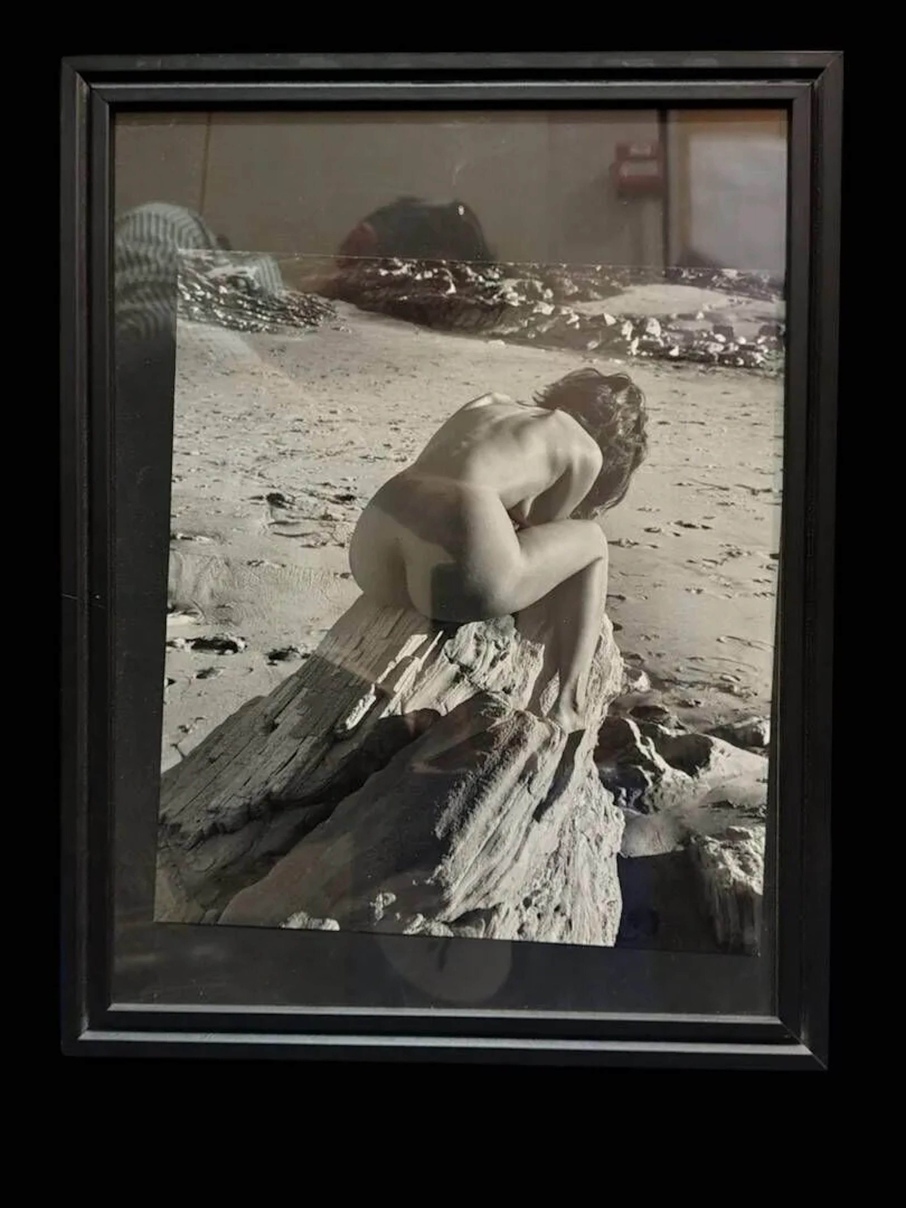 André DE DIENES (1913-1985). Nude woman with her back to a r - Lot 66