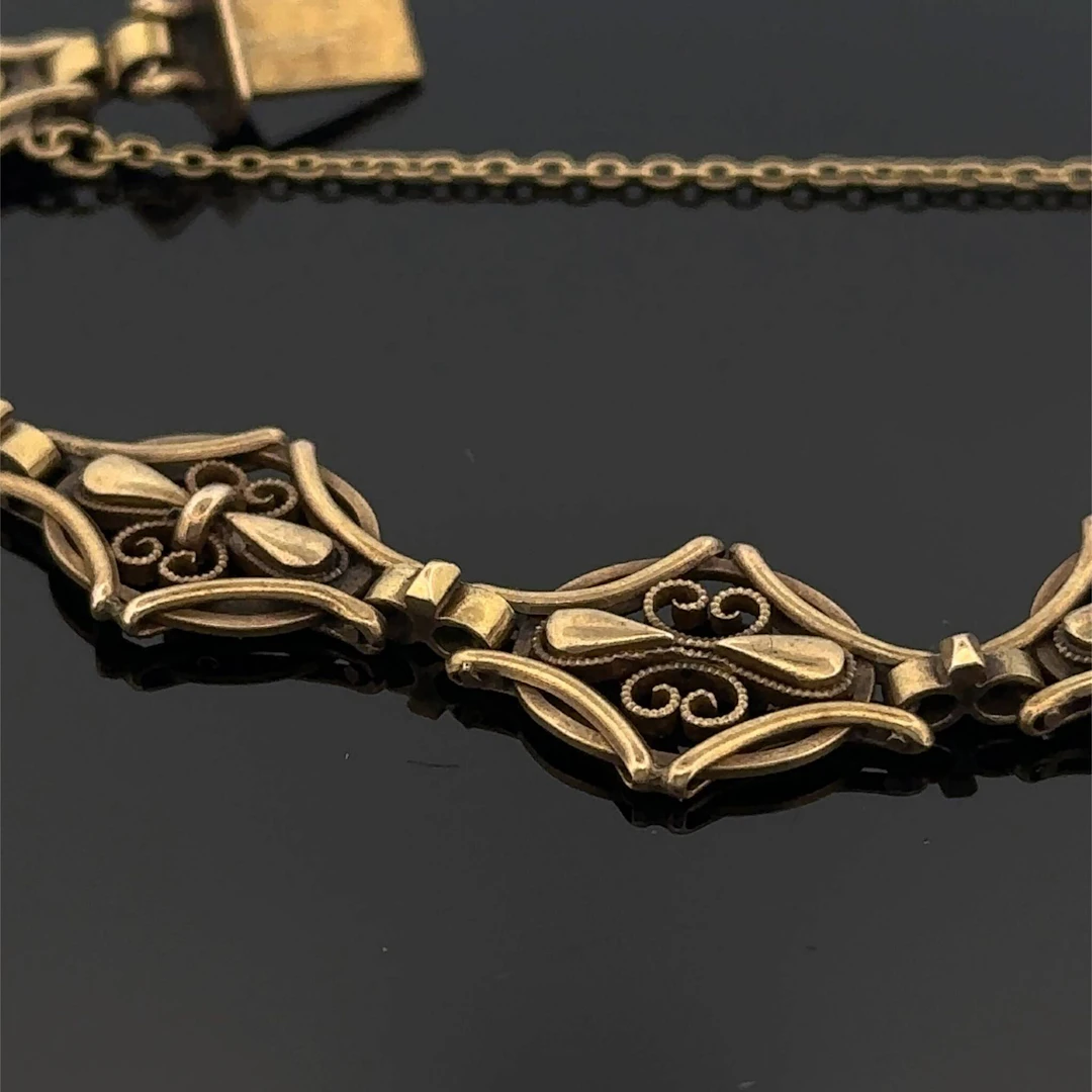 Yellow gold (750) bracelet consisting of nine filigree links - Lot 232
