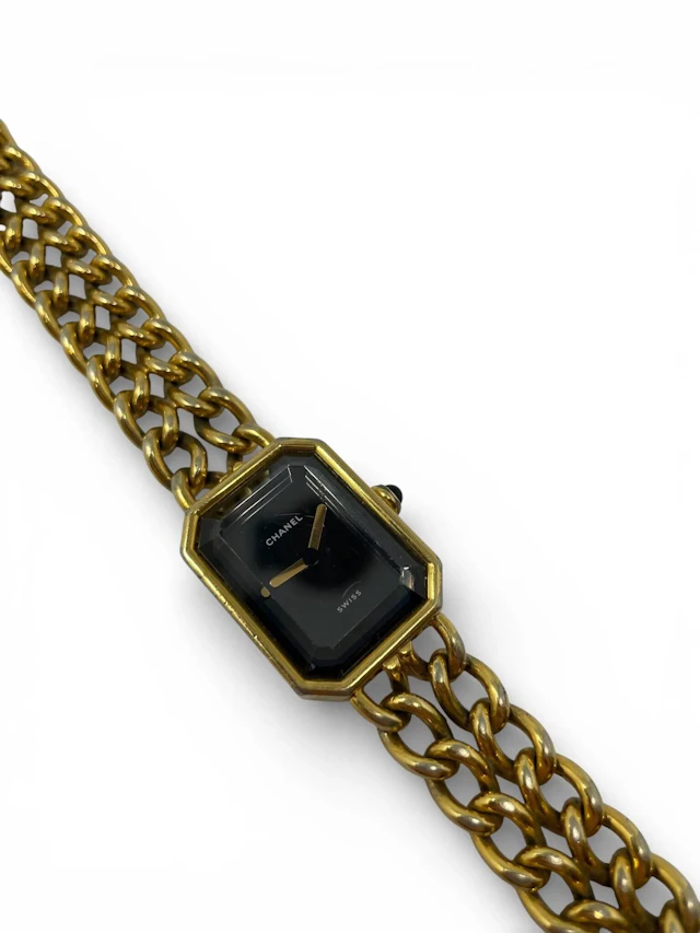 CHANEL - Lot 84