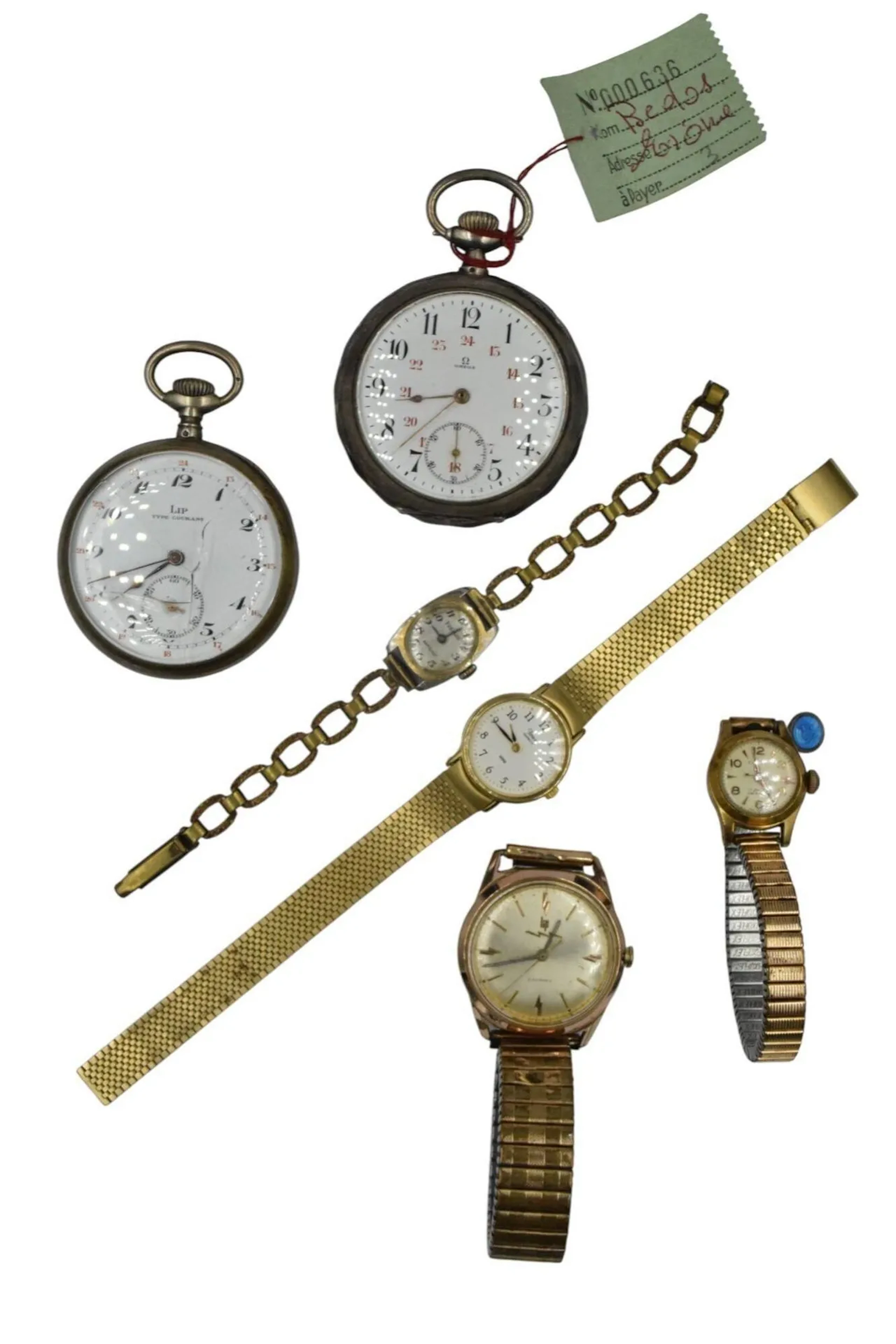 Lot de montres de poches, montres bracelets pour dame ou homme dont OMEGA, et LIP. Vendues en l'état.