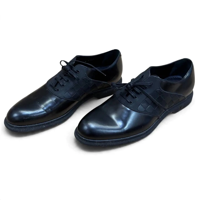 LOUIS VUITTON - Lot 177