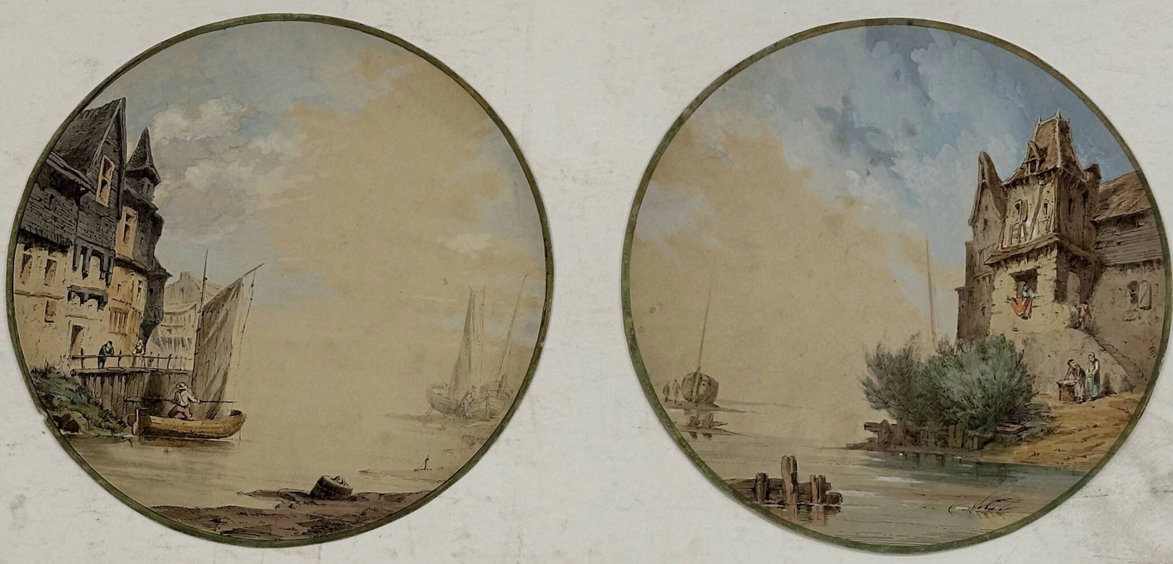 École fin du XIXe - début XXe siècle Marinier quittant la rive sur sa barque et Le service de linge Suite de deux encre et aquarelle rondes pour l'atelier de décor de services de porcelaine de la manufacture Taillardat & Galilée Cachet au dos "Peintures et dorures sur porcelaine / impressions en tout genre / A.Taillardat & Galilée / 4 rue des écluses St Martin" et numérotées PL 521 et PL 508 Diam : 22 cm Une déchirure en bordure