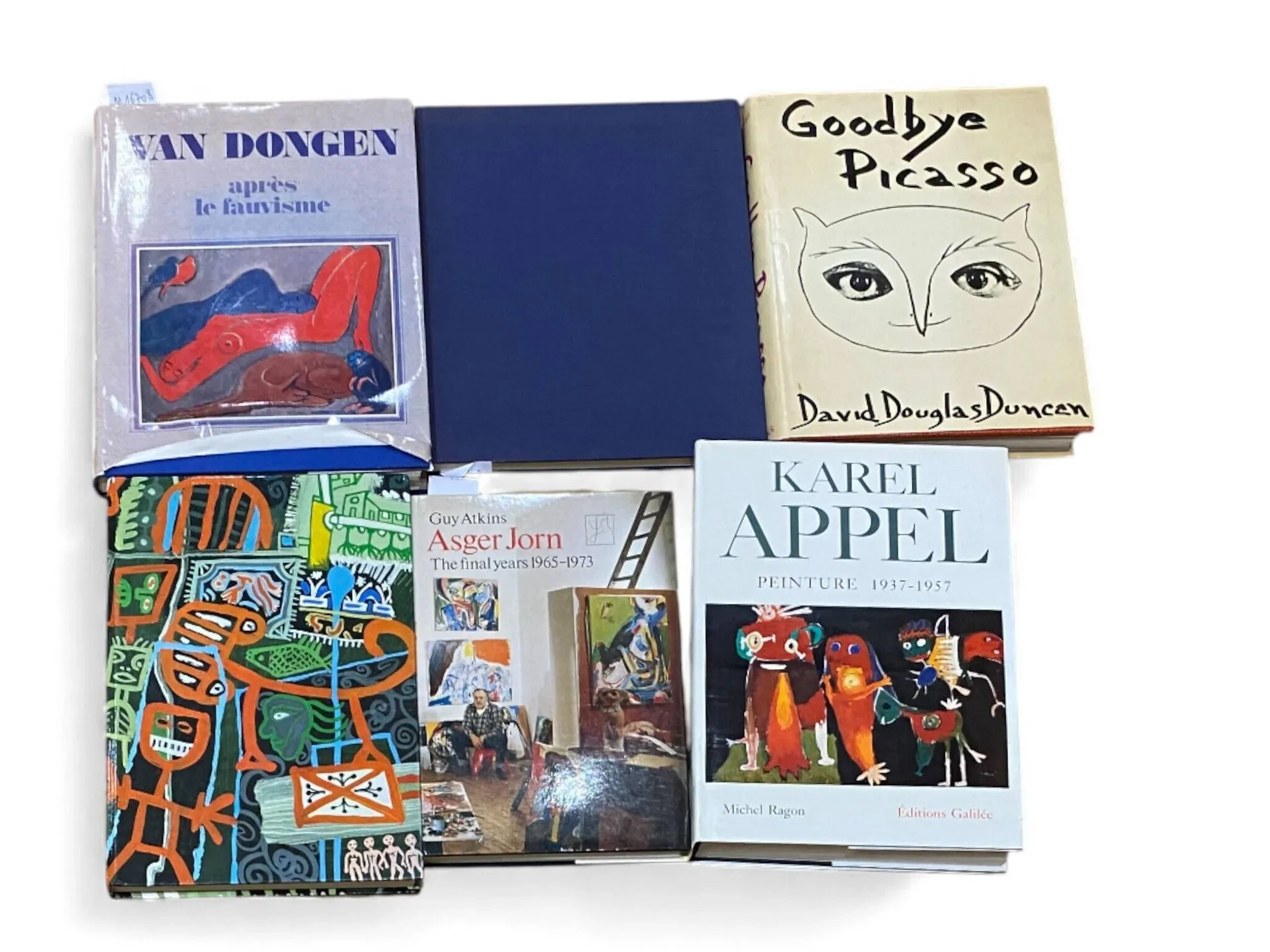 [LIVRE - ART] Lot de 6 livres : - Chichorro par Bernard Chérot, Mario Chichorro, René Munch et Luis Marcel, juillet 1994, édition des 4 coins, Roanne - Asger Jorn the final years 1965-1973, par Guy Atkins, 1980, Yves Rivière édition Paris - Fédérico Fellini dessins, préface de Roland Topor, Albin Michel 1976 (quelques feuilles détachées) - Karel Appel peintures 1937-1957, par Michel Ragon, éditions Galilée, 1988 - Van DOngen, après le fauvisme, édita SA Lausanne, 1976 (jacquette accidentée) - Goodbye Picasso, par David Douglas Duncan