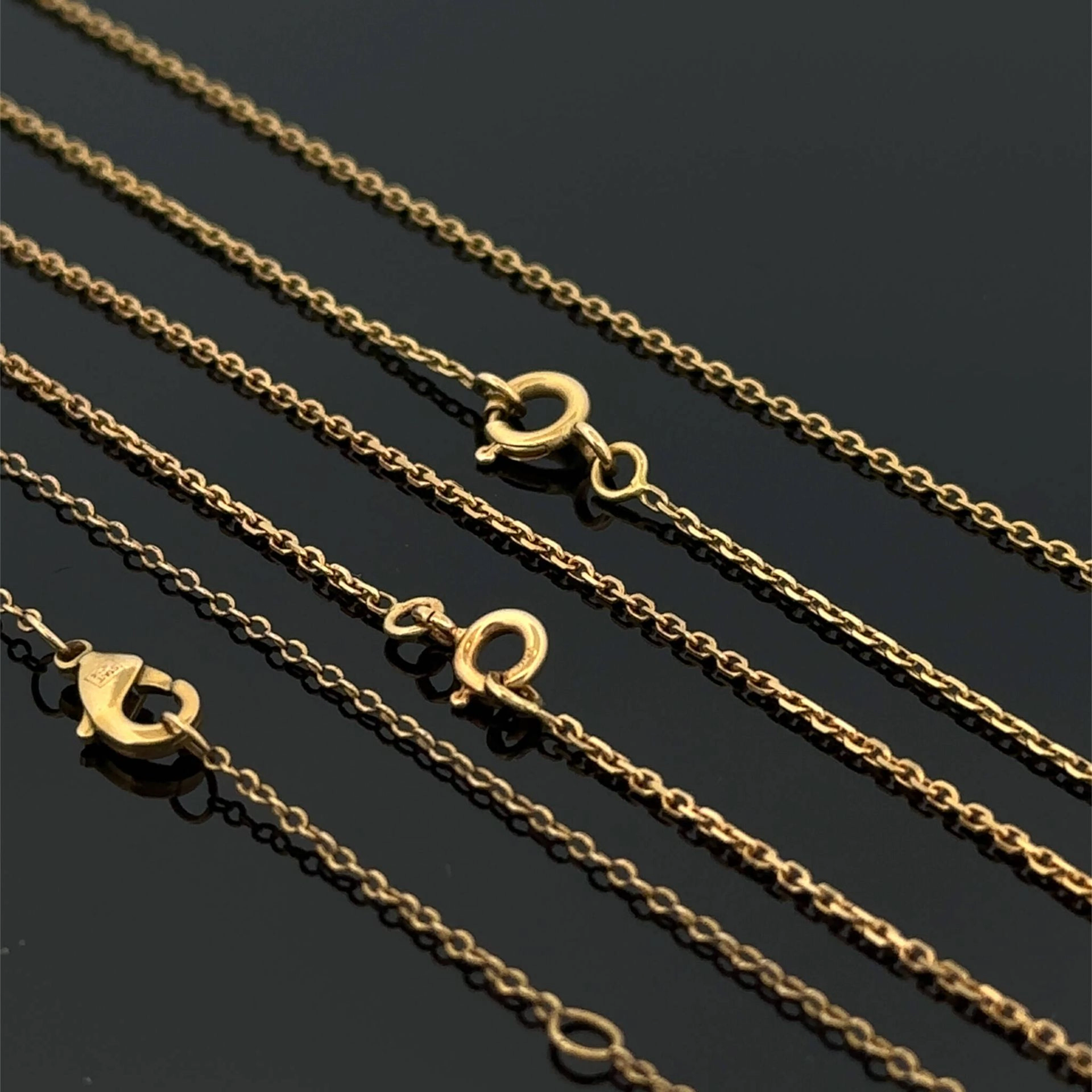 Two yellow gold chains (750). - Lot 224