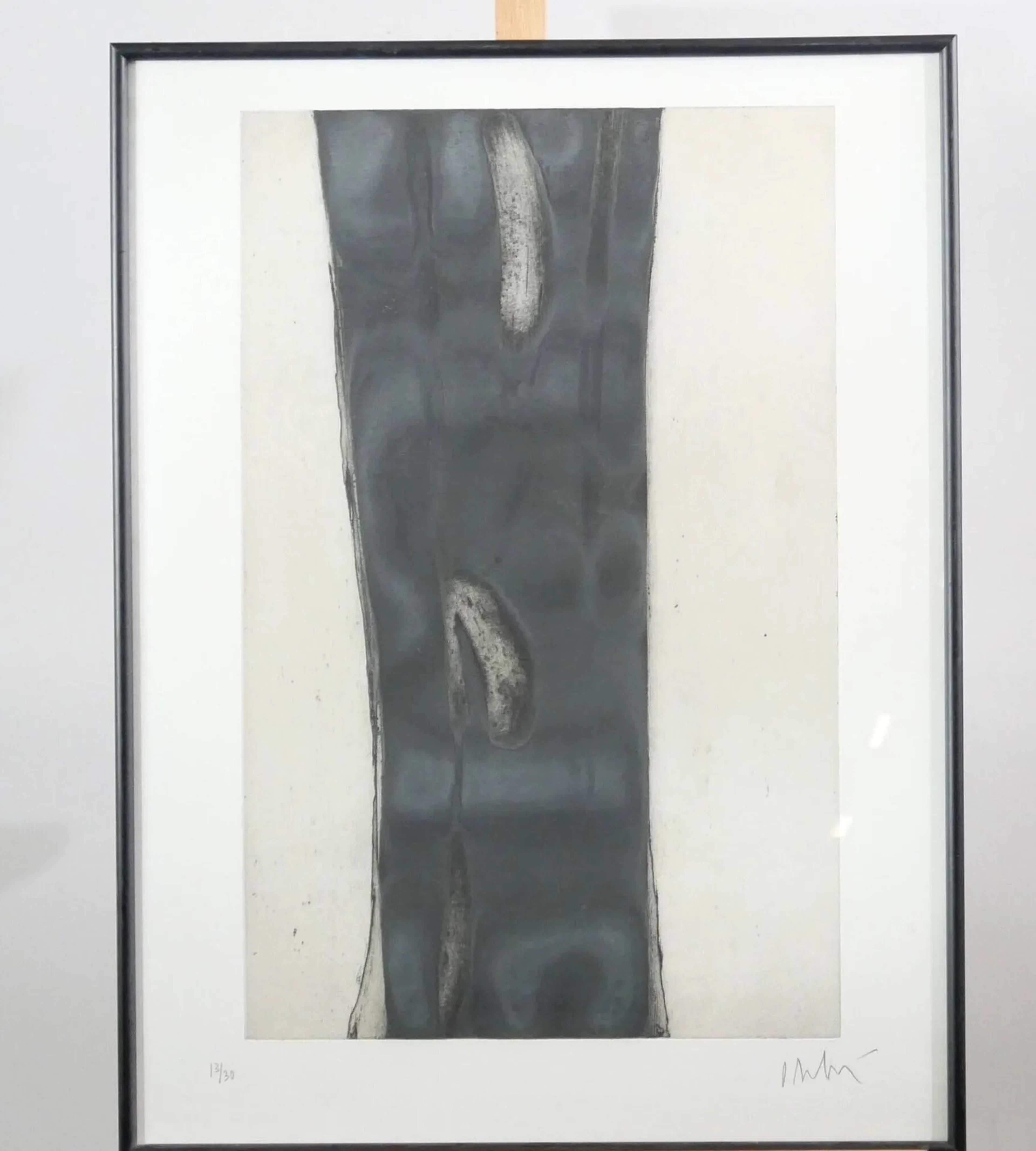 DEBRÉ (Olivier). Signe Personnage II. 1988. Eau-forte et aquatinte signée au crayon en bas à droite et justifiée 13 /30 en bas à gauche. Dimensions de la feuille : 56 x 76 cm.