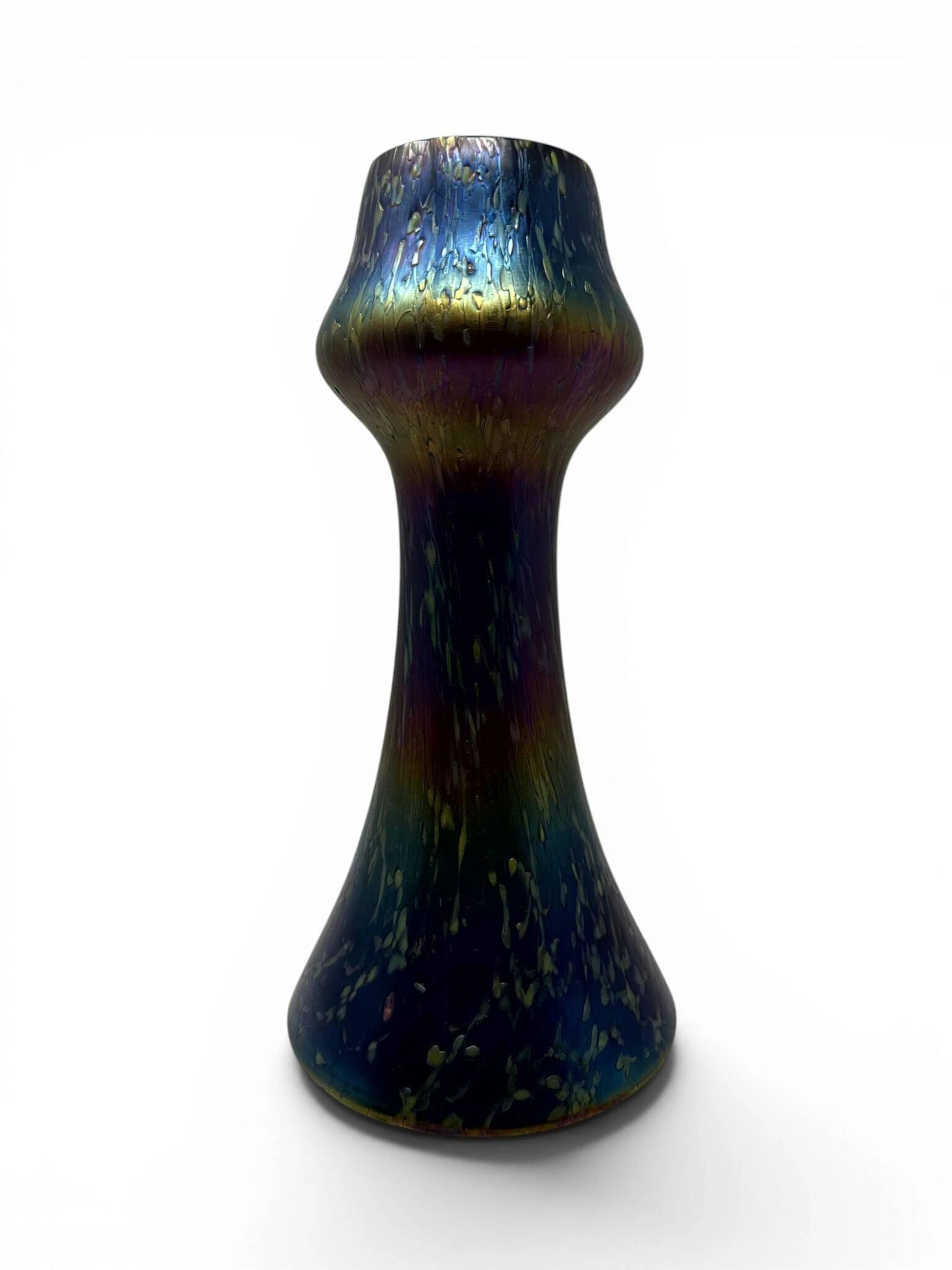 LOETZ in the style of - Lot 82