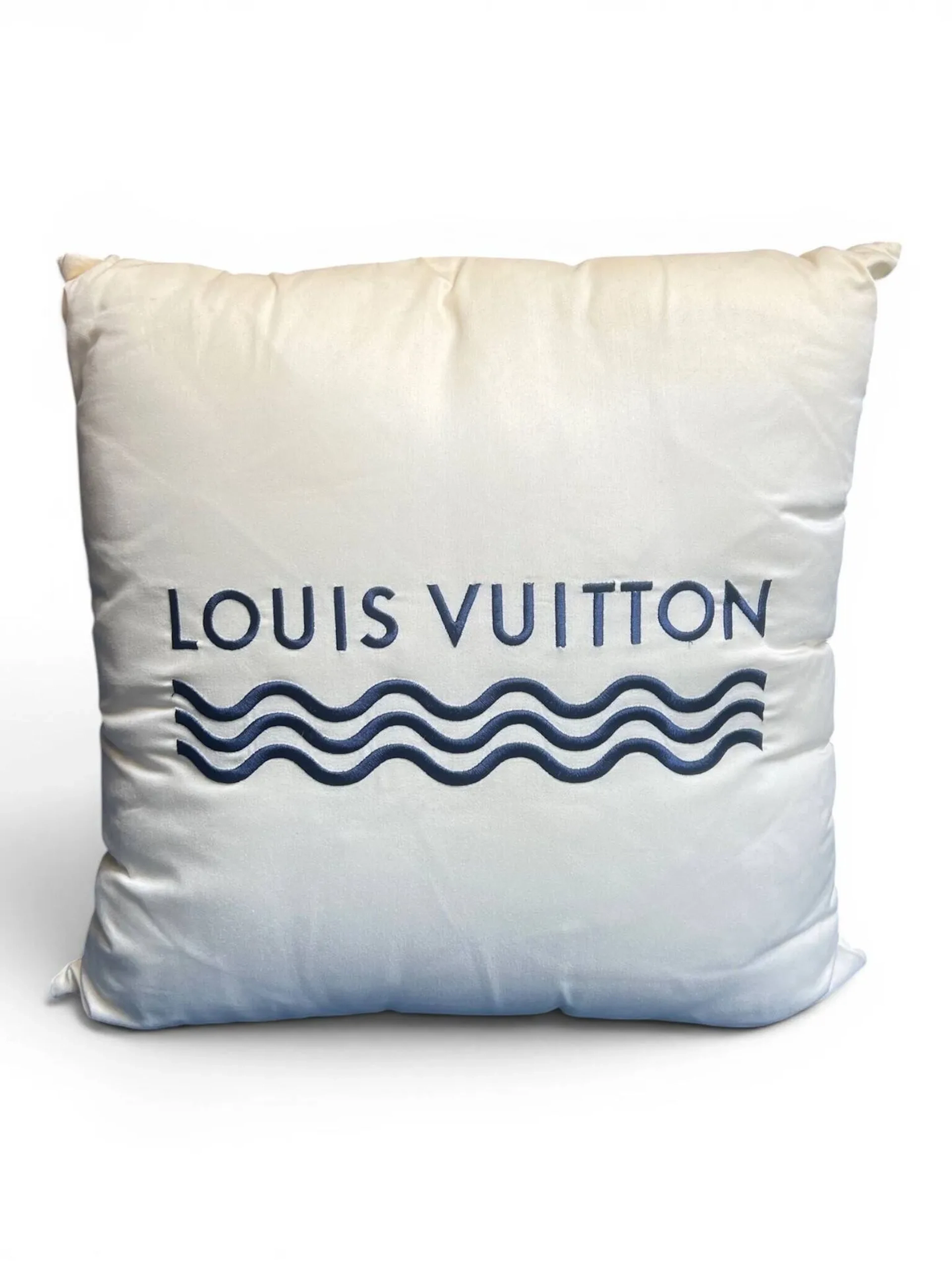 LOUIS VUITTON - Lot 250