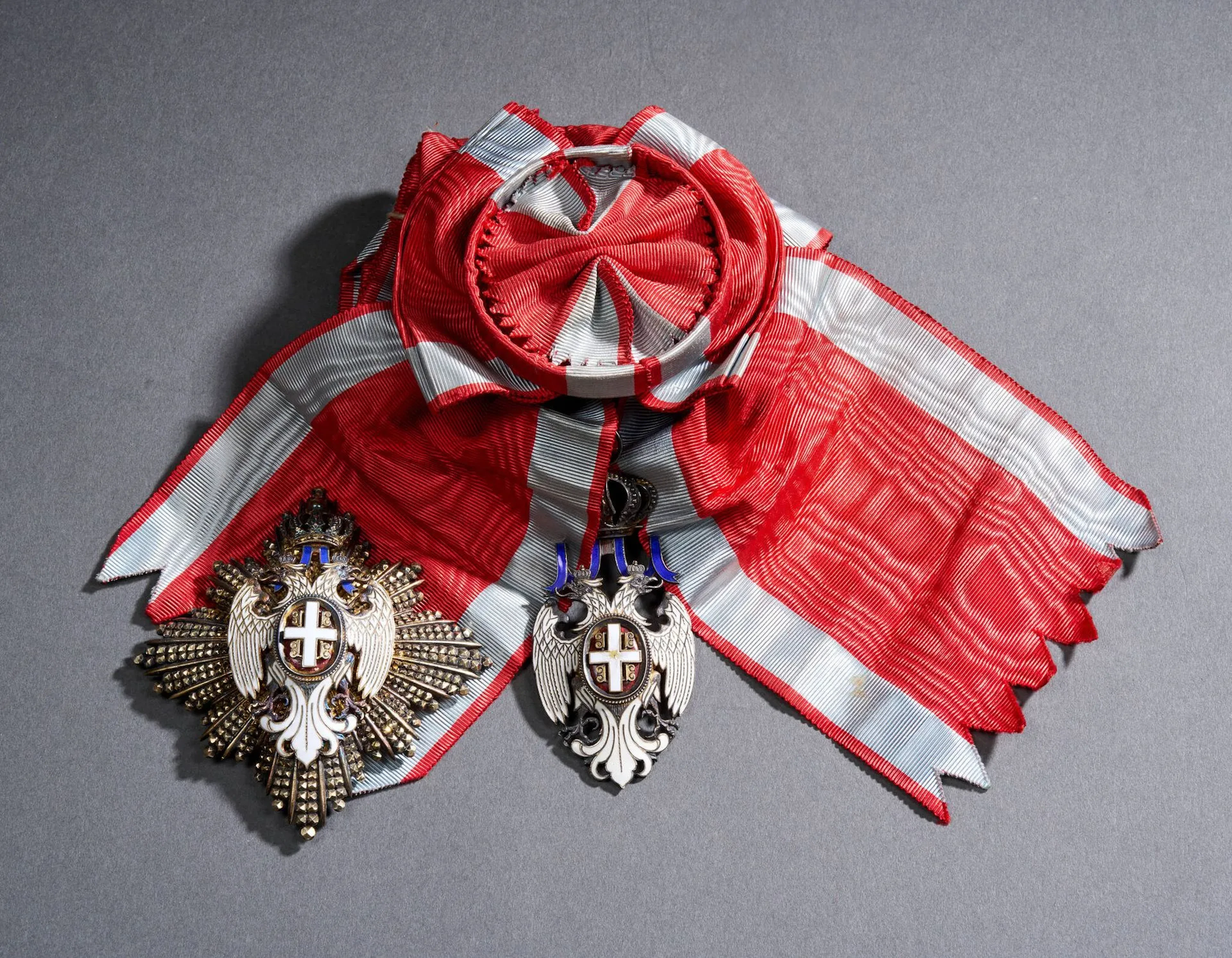 SERBIA - Lot 30