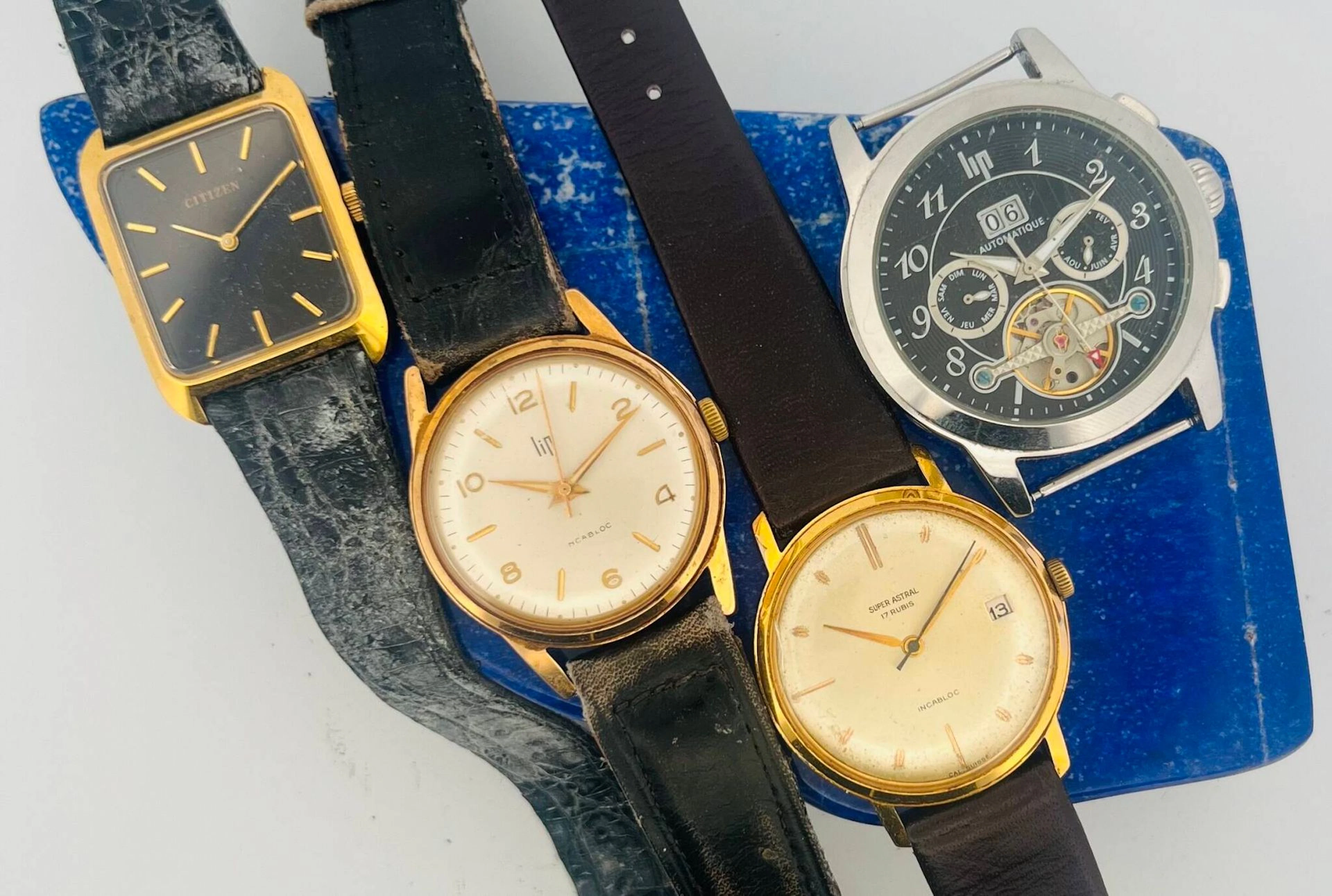Set of watches including: - Lot 234