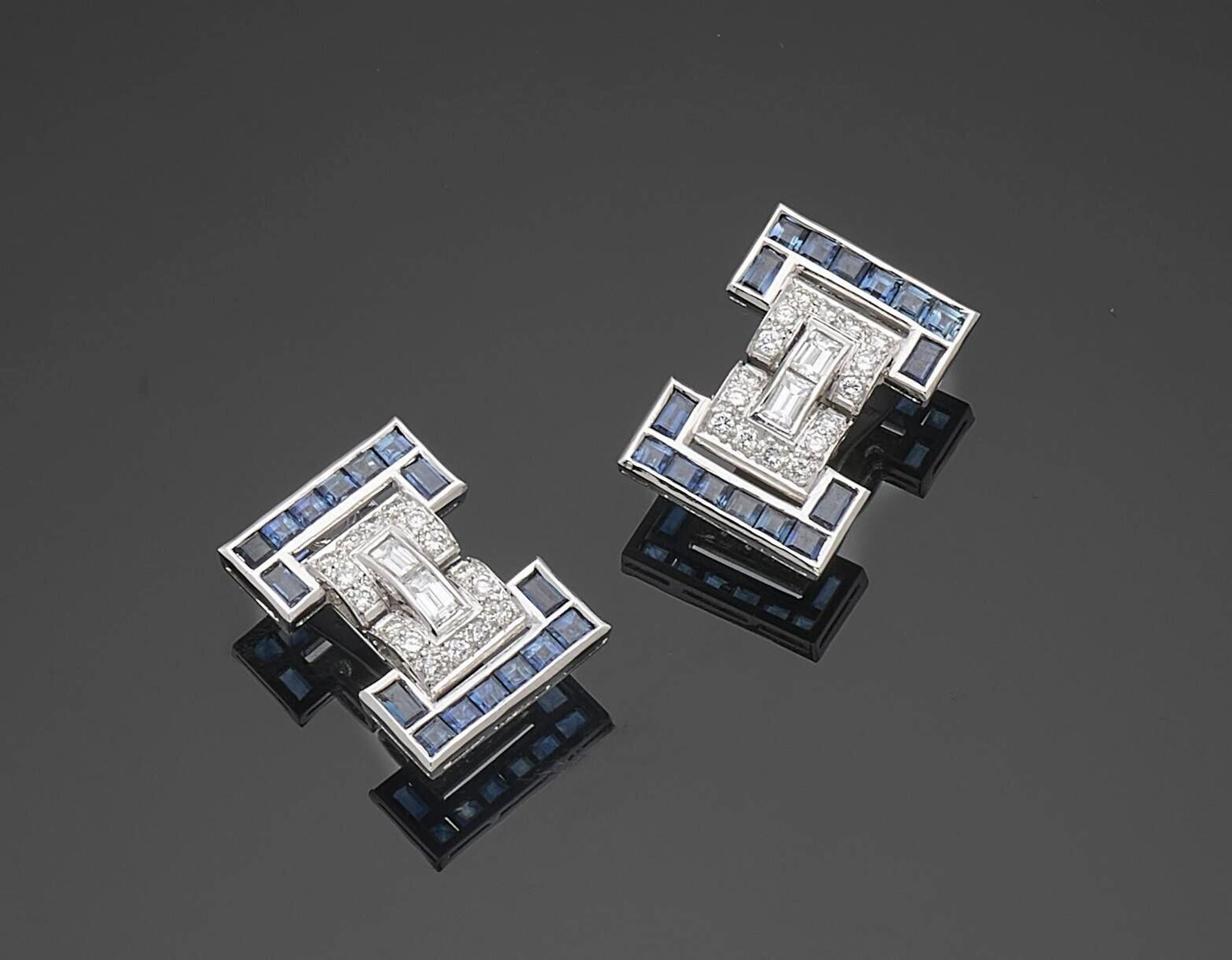 Pair of ear clips in 18K (750) white gold, each centered wit - Lot 329
