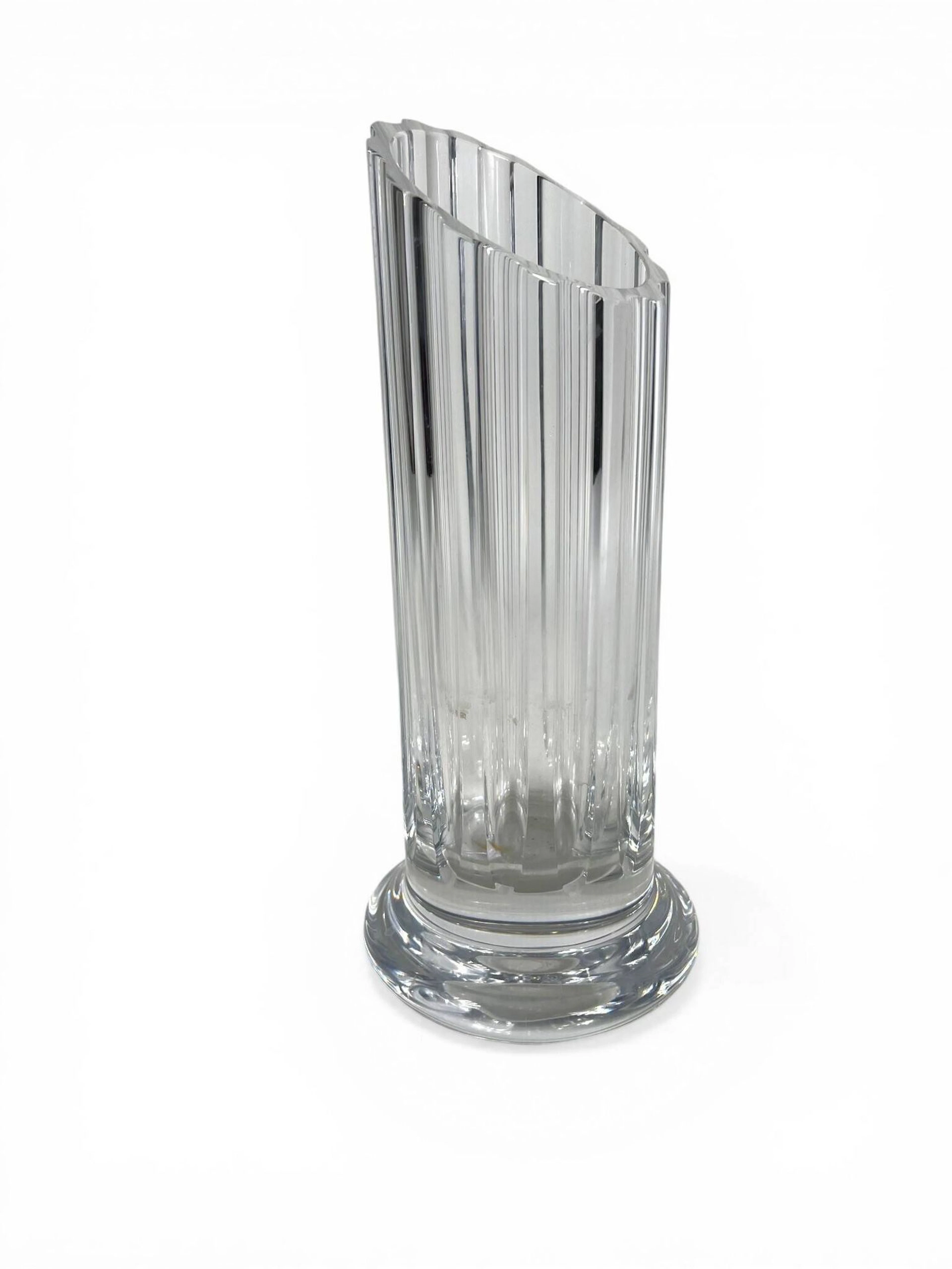 DAUM France - Daum crystal vase, Cythère model - Lot 184