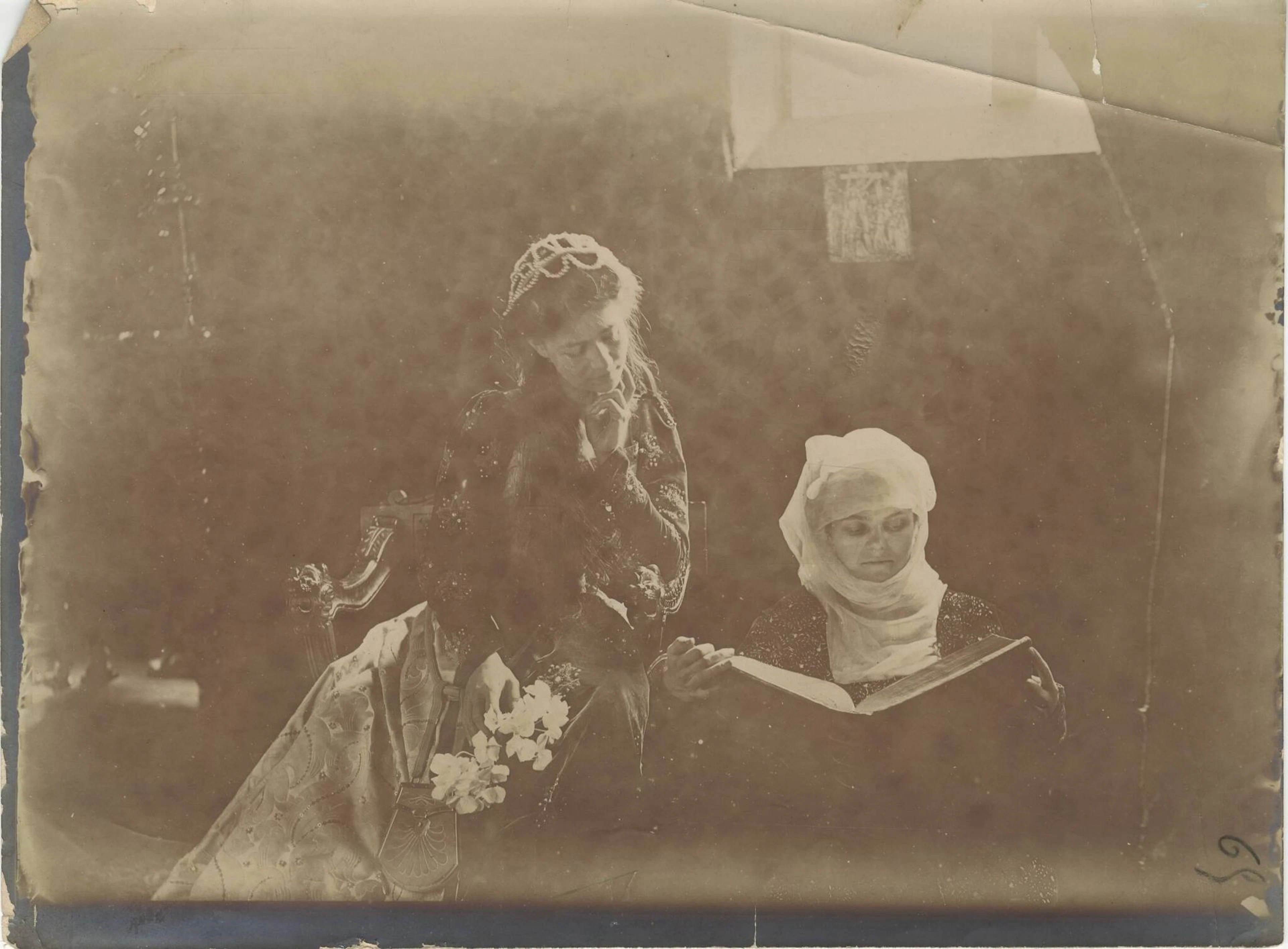 Amateur Photographer - Lot 28