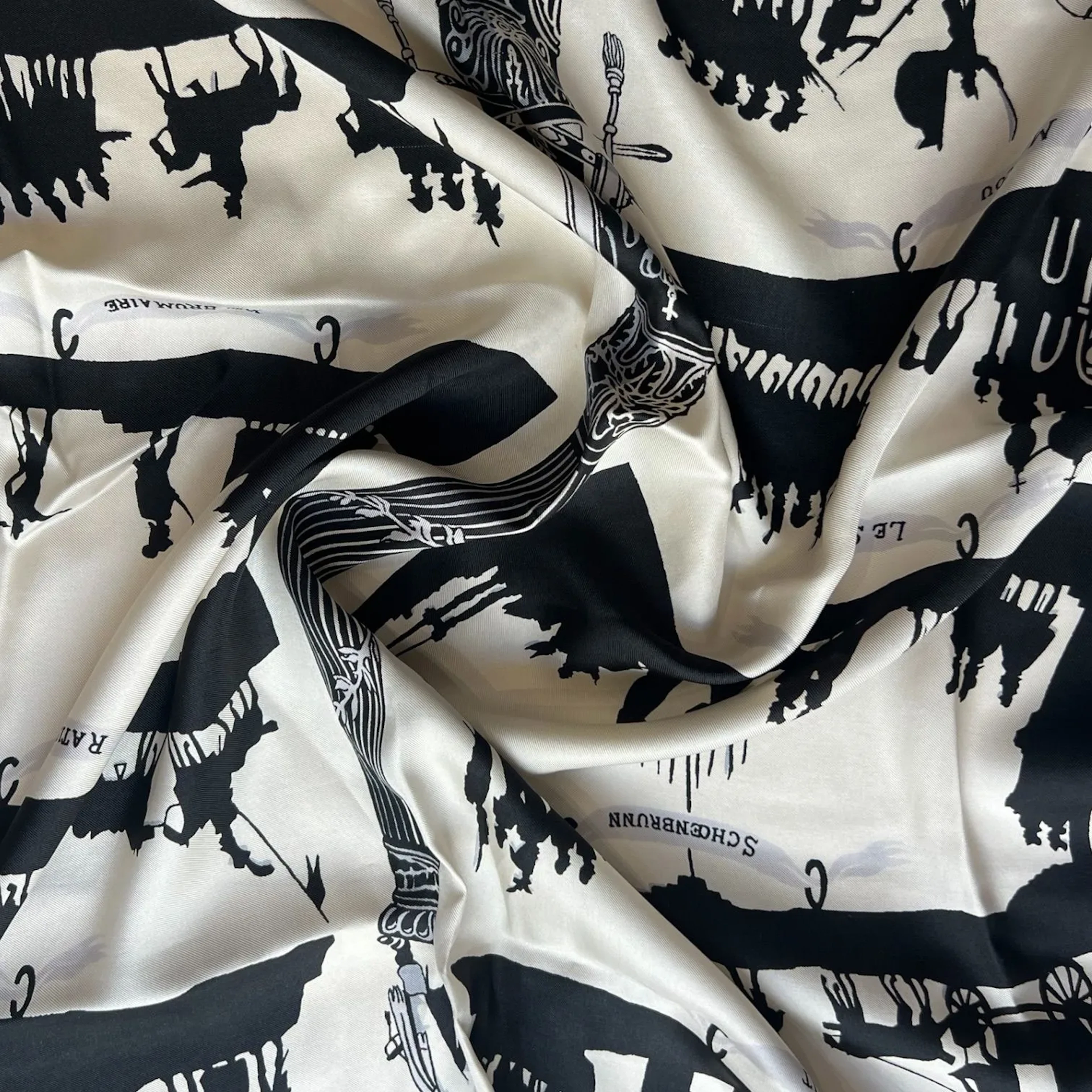 HERMES Paris - Lot 234