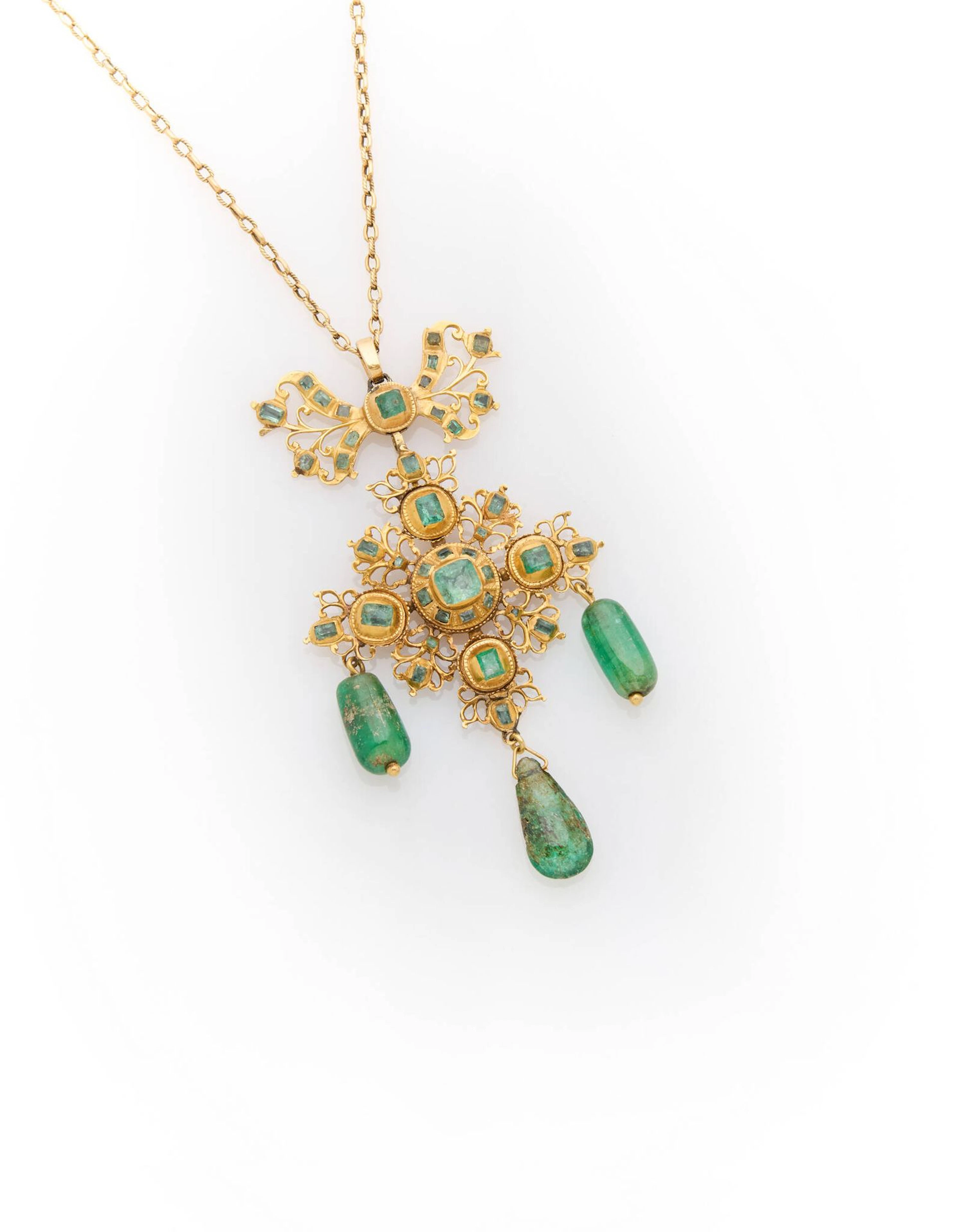 18k gold (750e) cross pendant topped with a knot, featuring - Lot 360