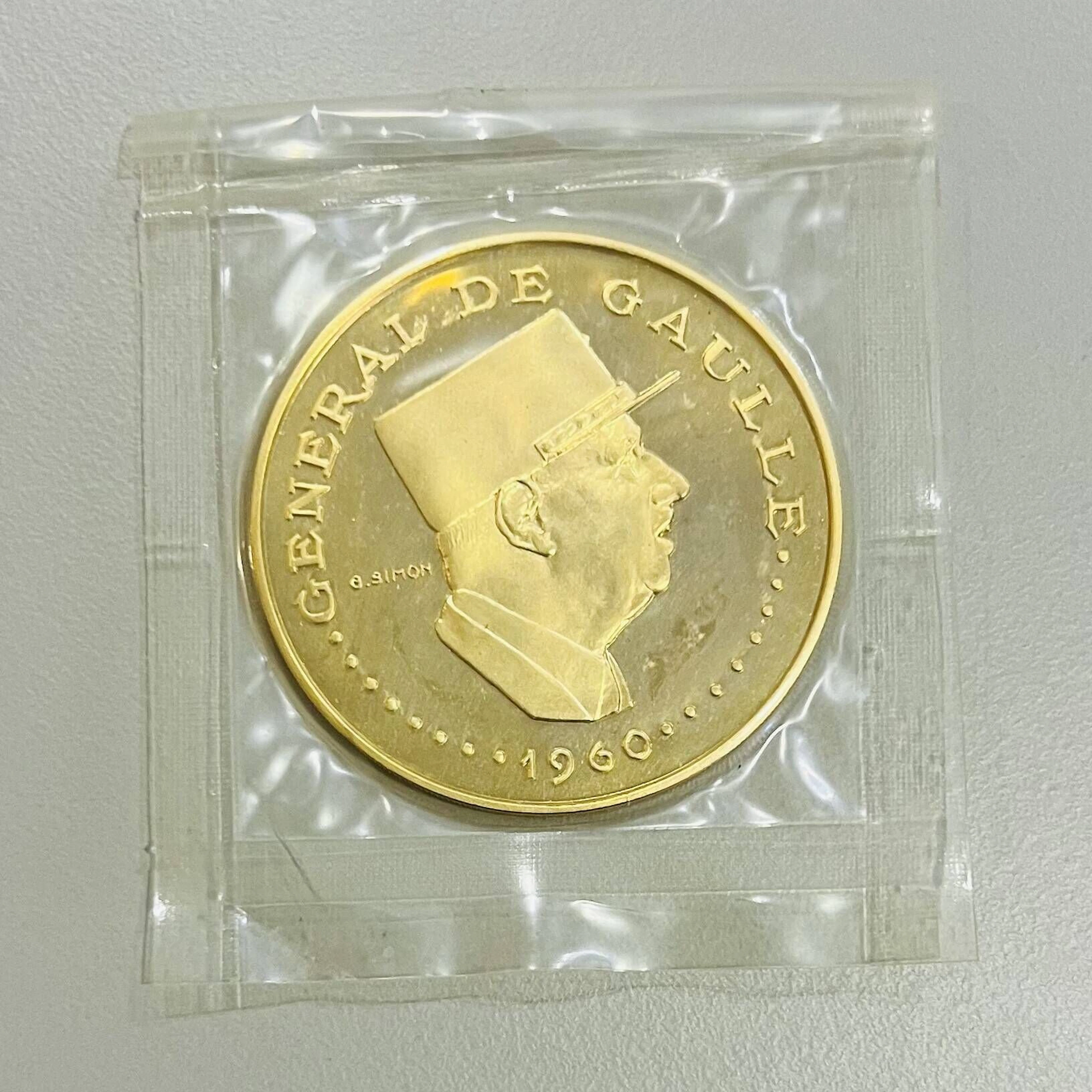 General de Gaulle, gold coin, Monnaie de Paris, 10,000 franc - Lot 1