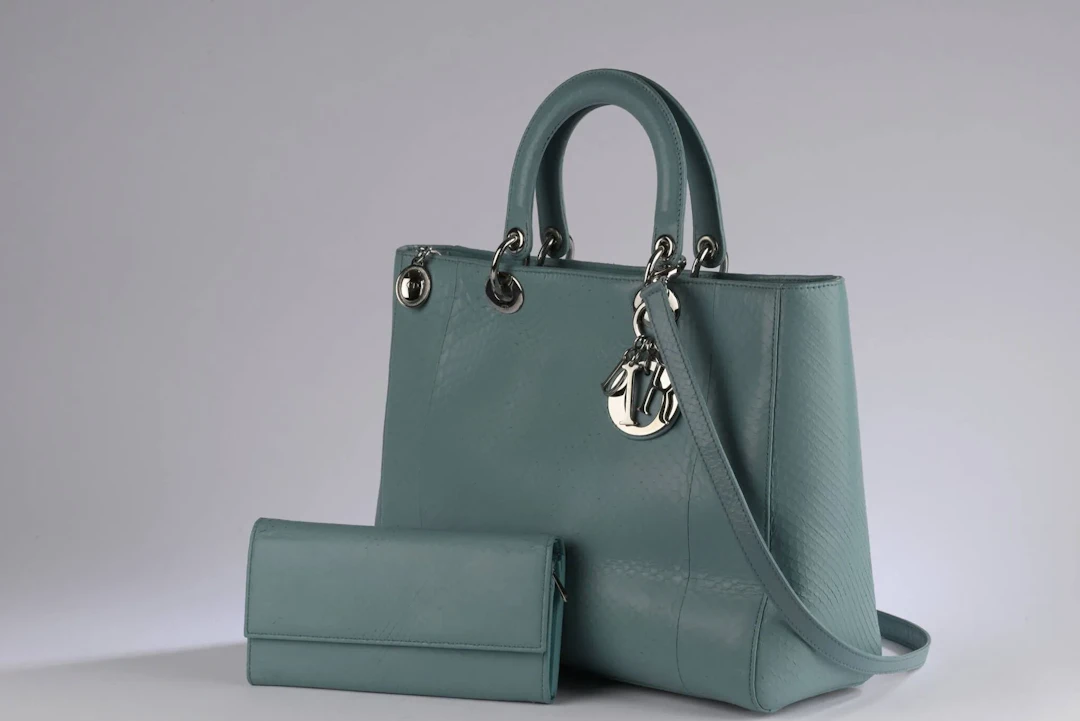 Christian DIOR - Lot 59