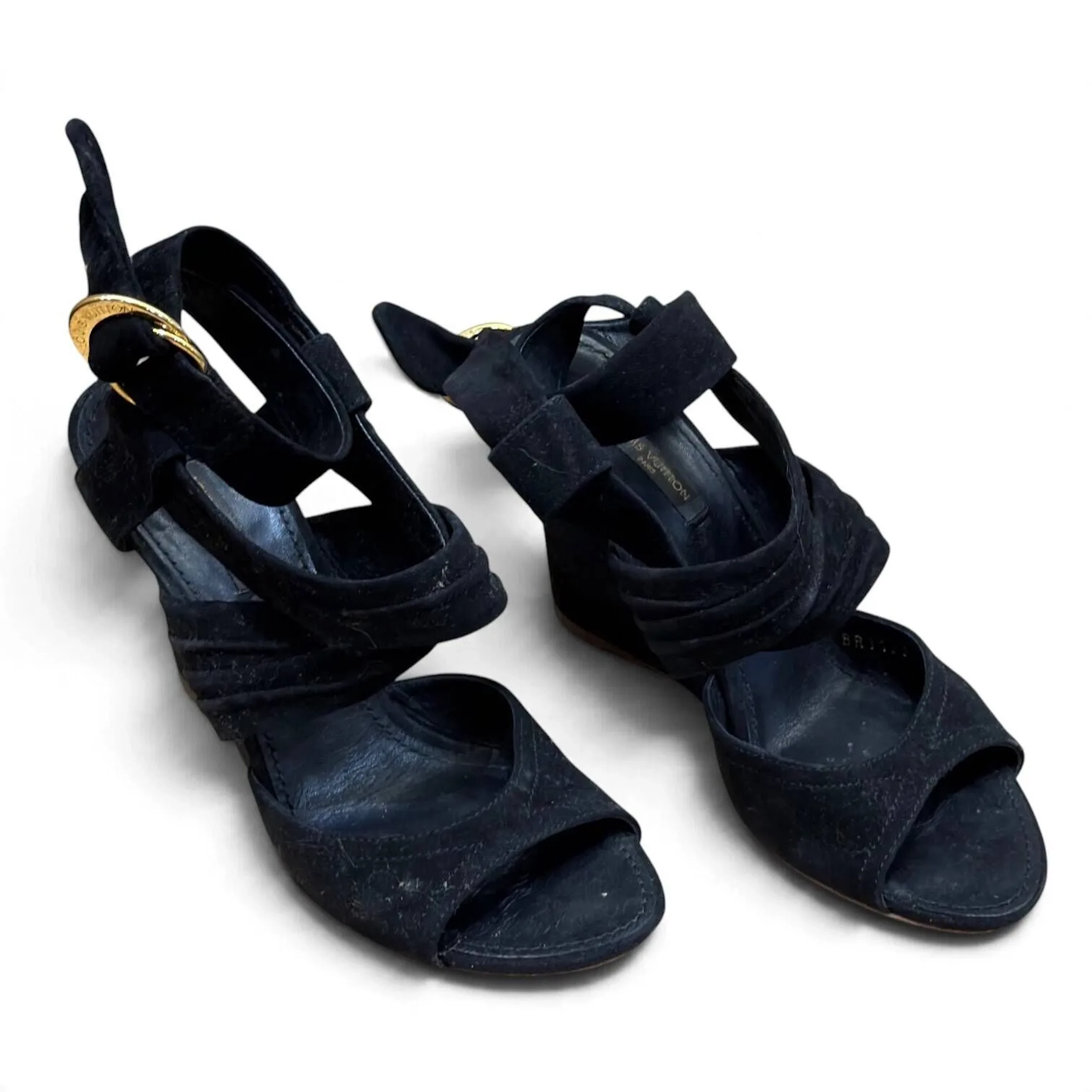 LOUIS VUITTON - Lot 197