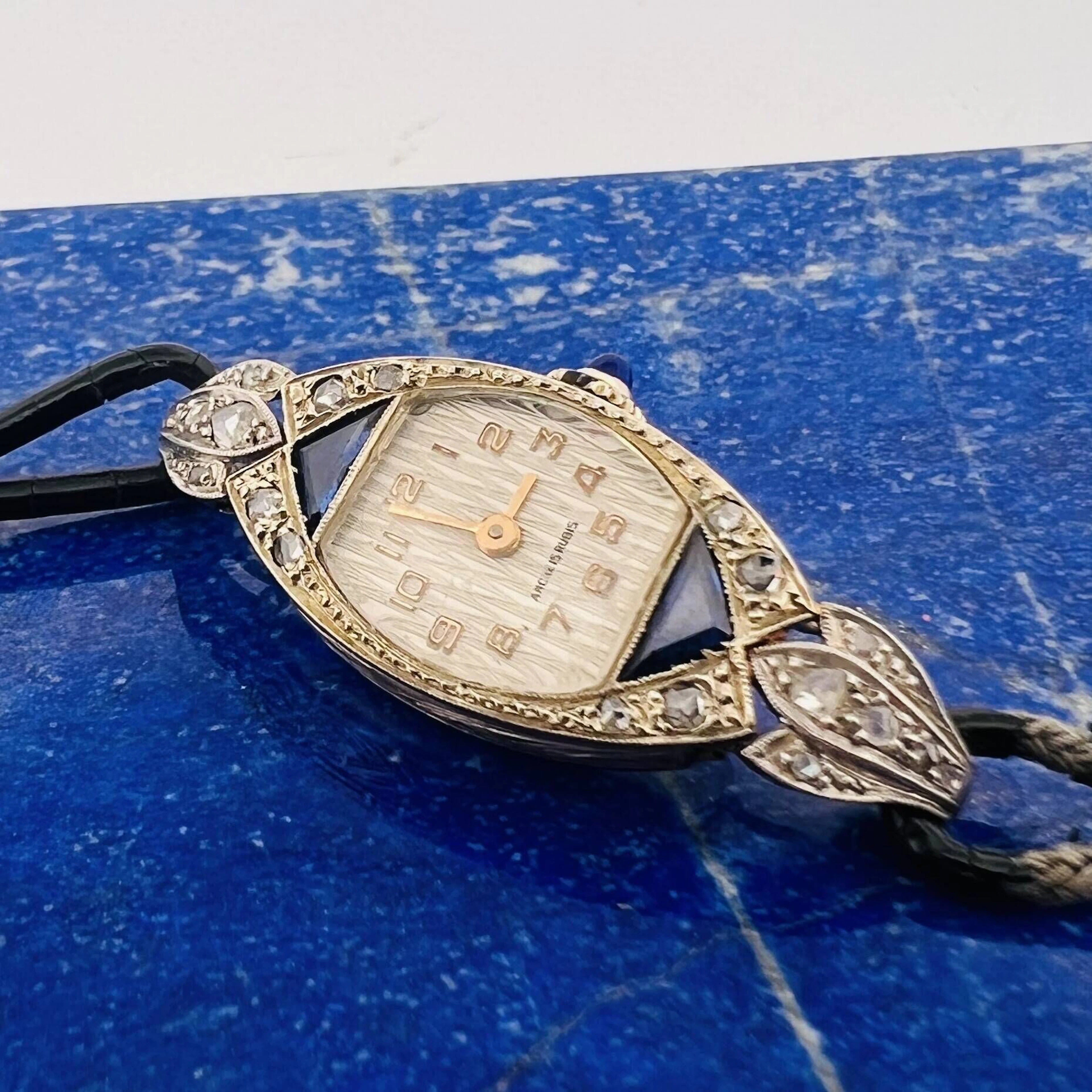 Women's "navette" watch bracelet in white gold (750). Cream- - Lot 320