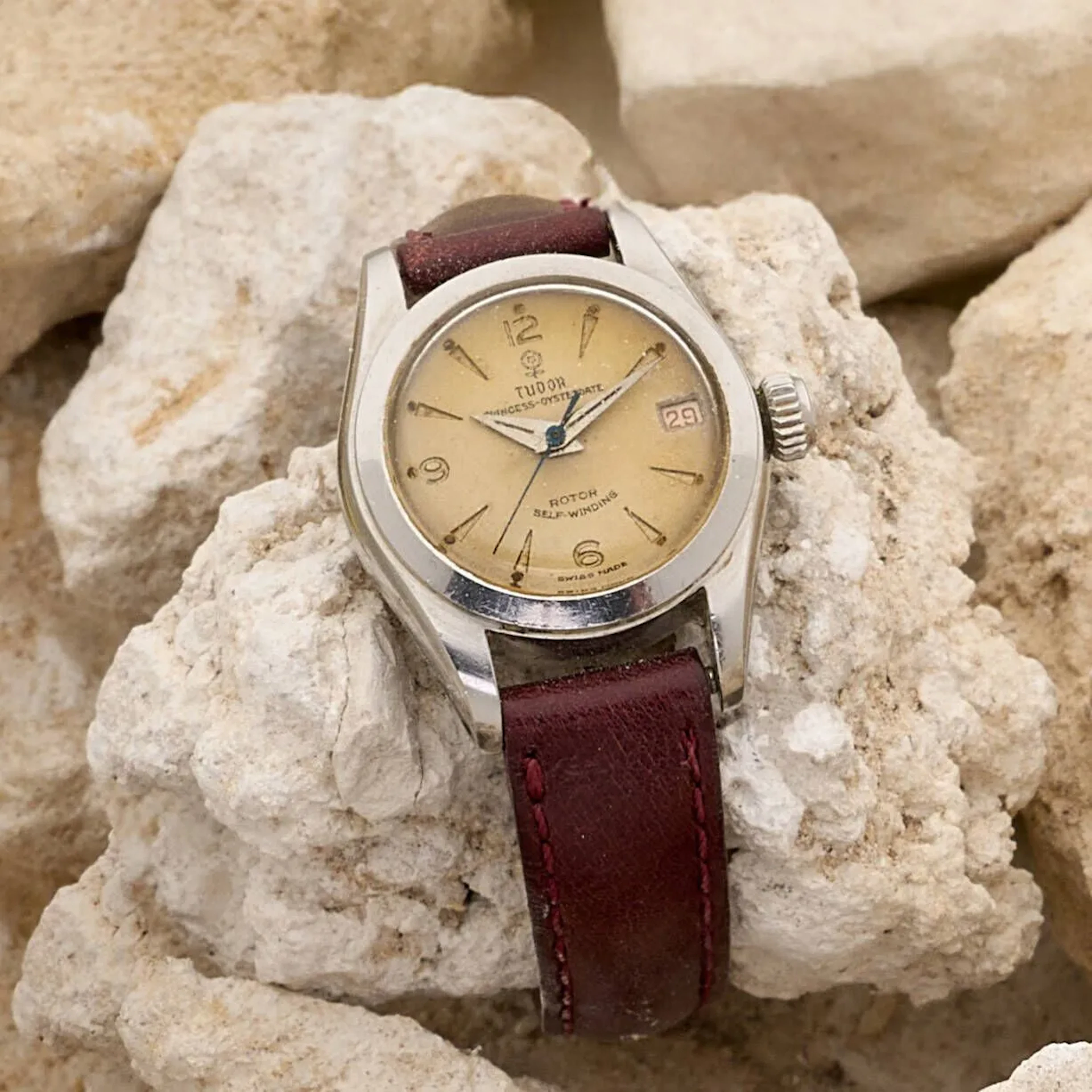 TUDOR PRINCESS OYSTER DATE - Lot 377