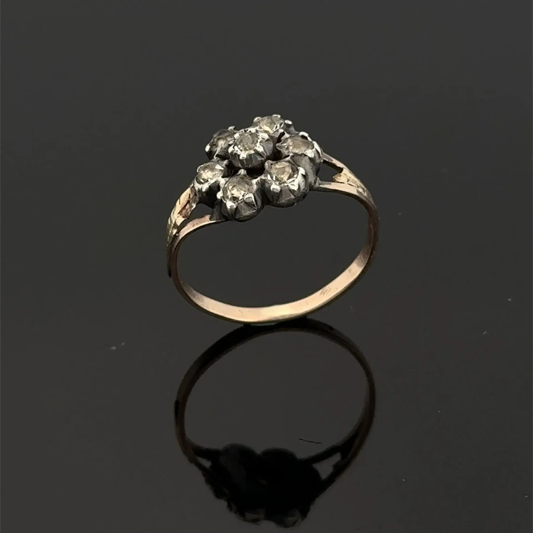 "Flower" ring in rose gold (750) and silver (min. 800) set w - Lot 226
