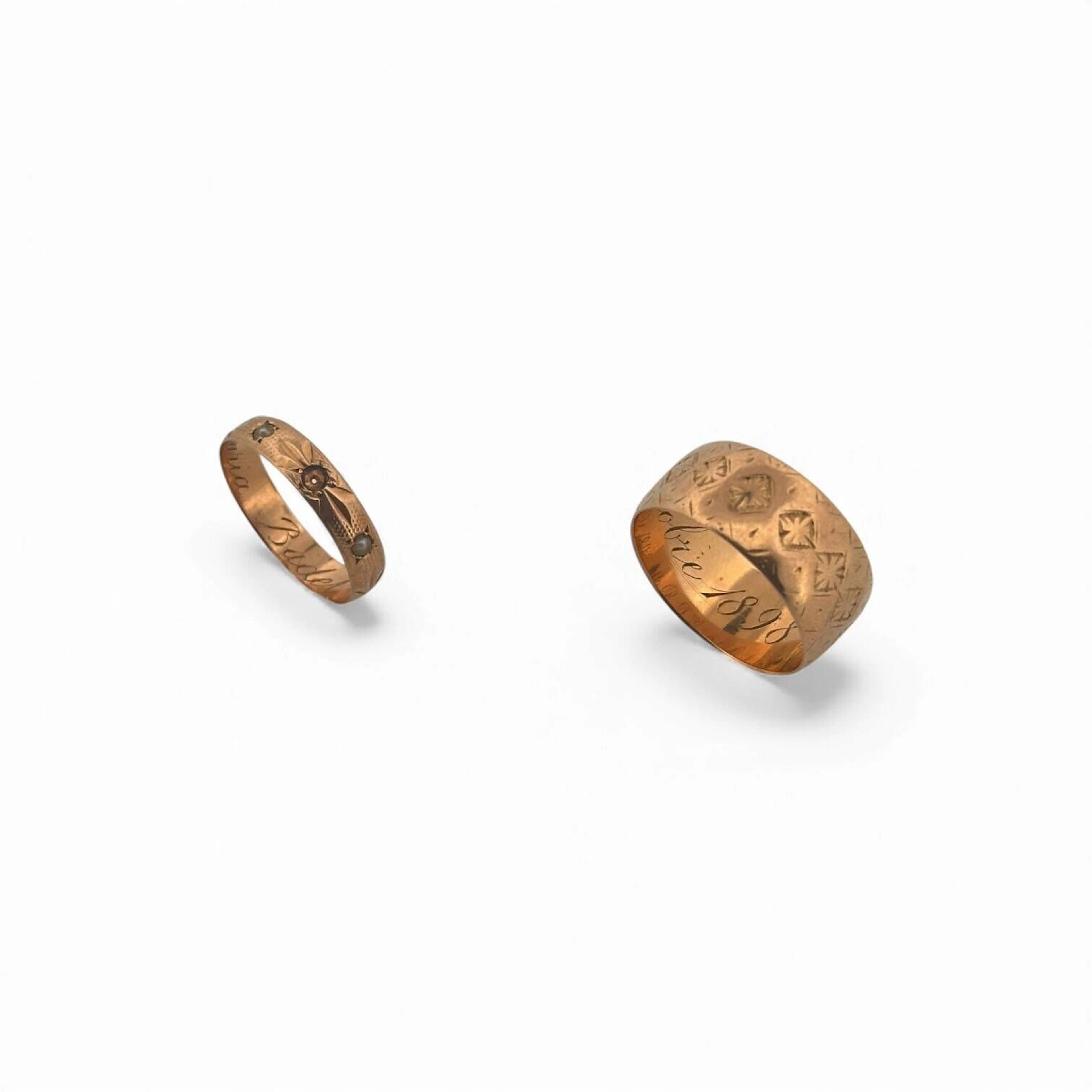 Two 18k (750) yellow gold rings, one engraved October 24, 18 - Lot 193