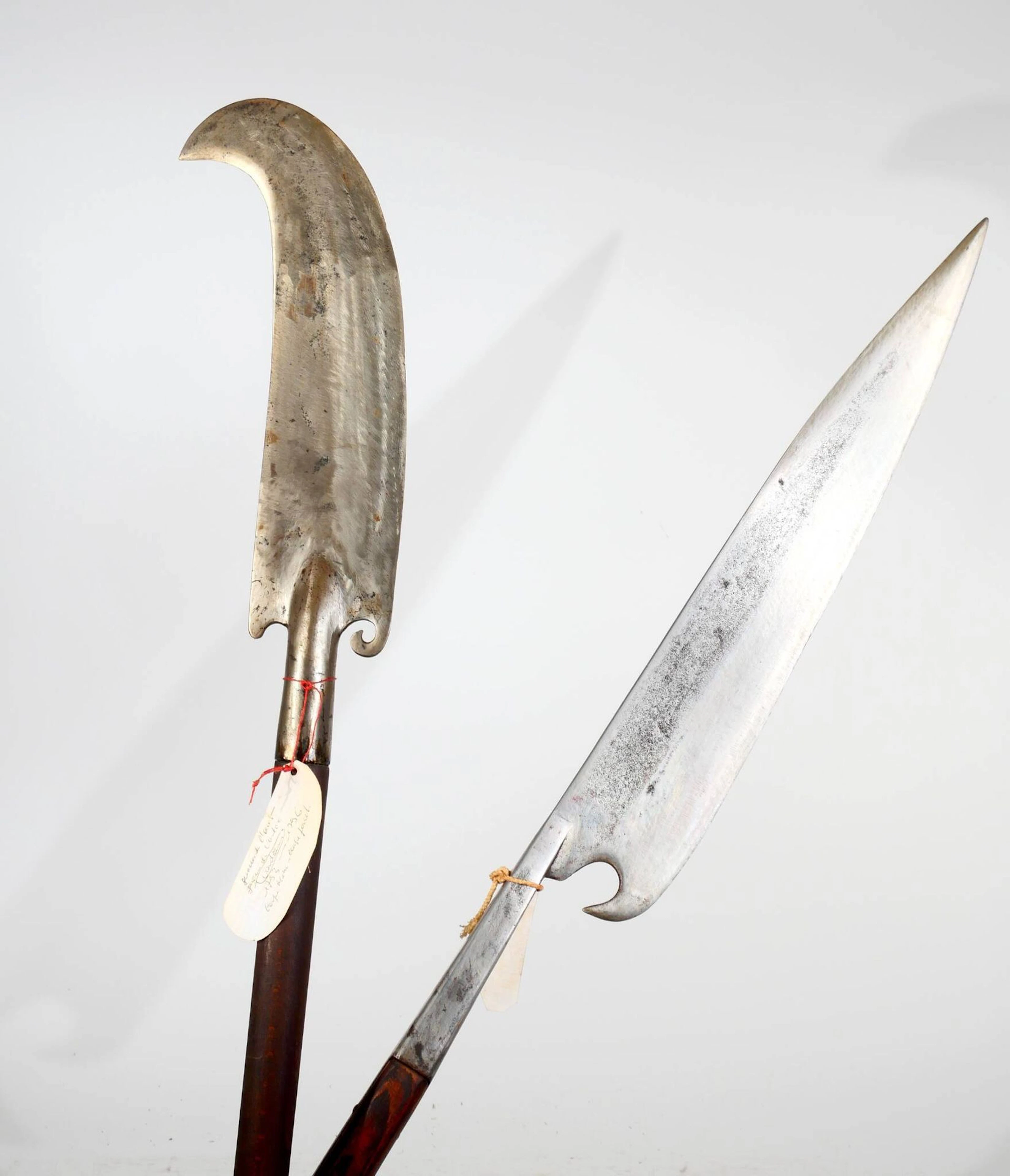 Set of two polearms. - Lot 21