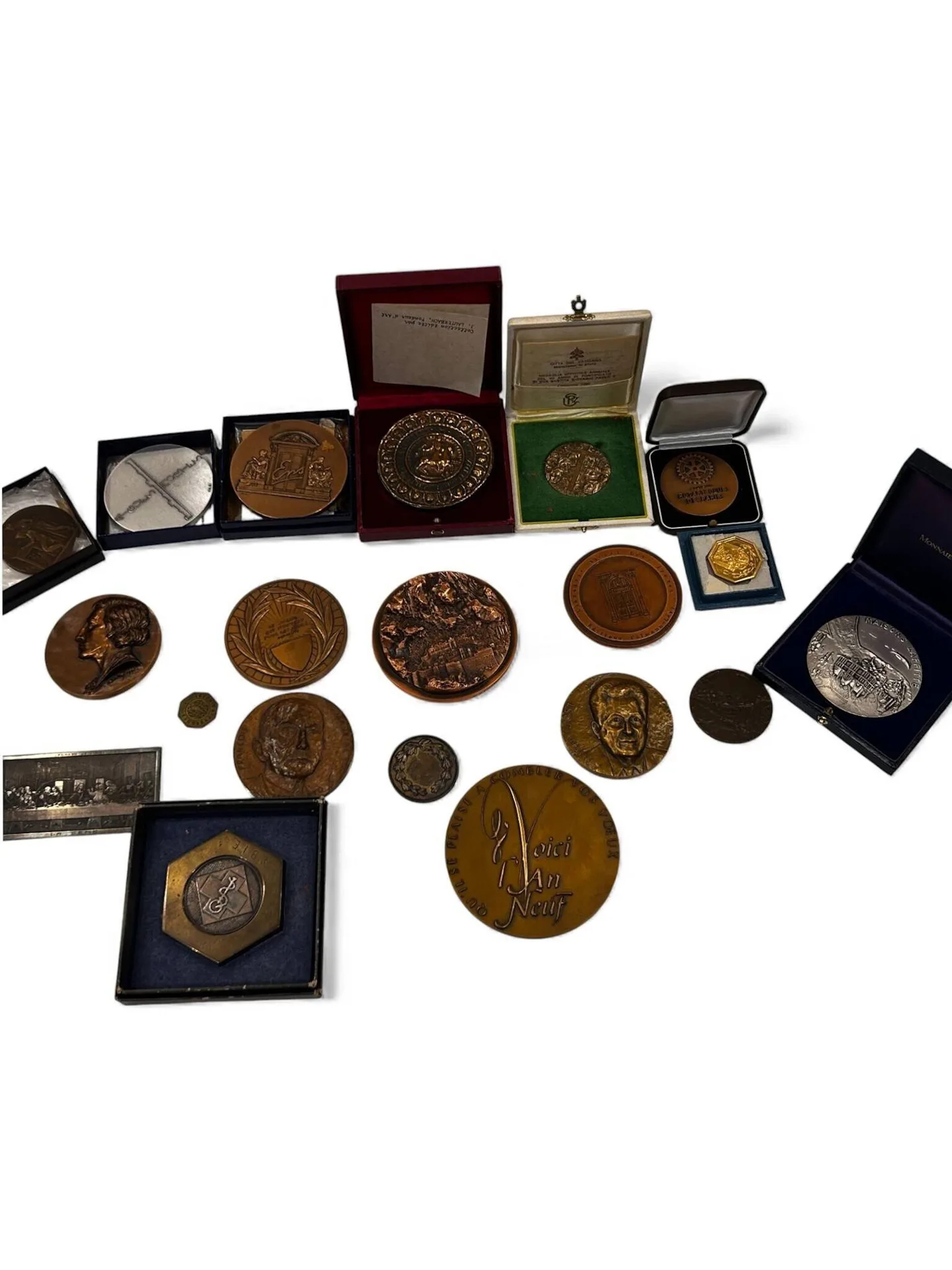 Important lot of 20 commemorative and distinctive medals in - Lot 173