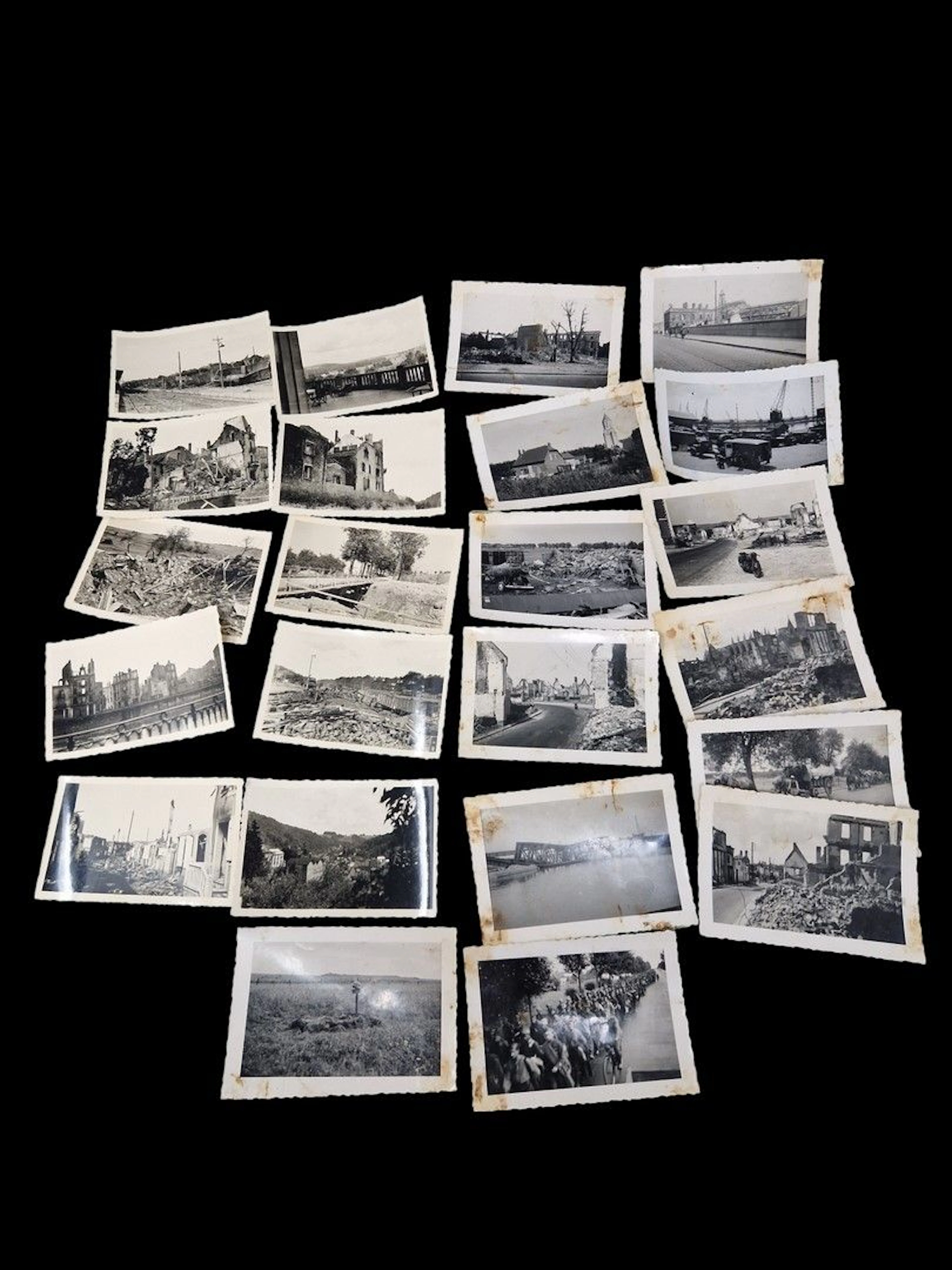 Europe, France, Germany, Valenciennes, Tours, WWII, soldiers - Lot 95