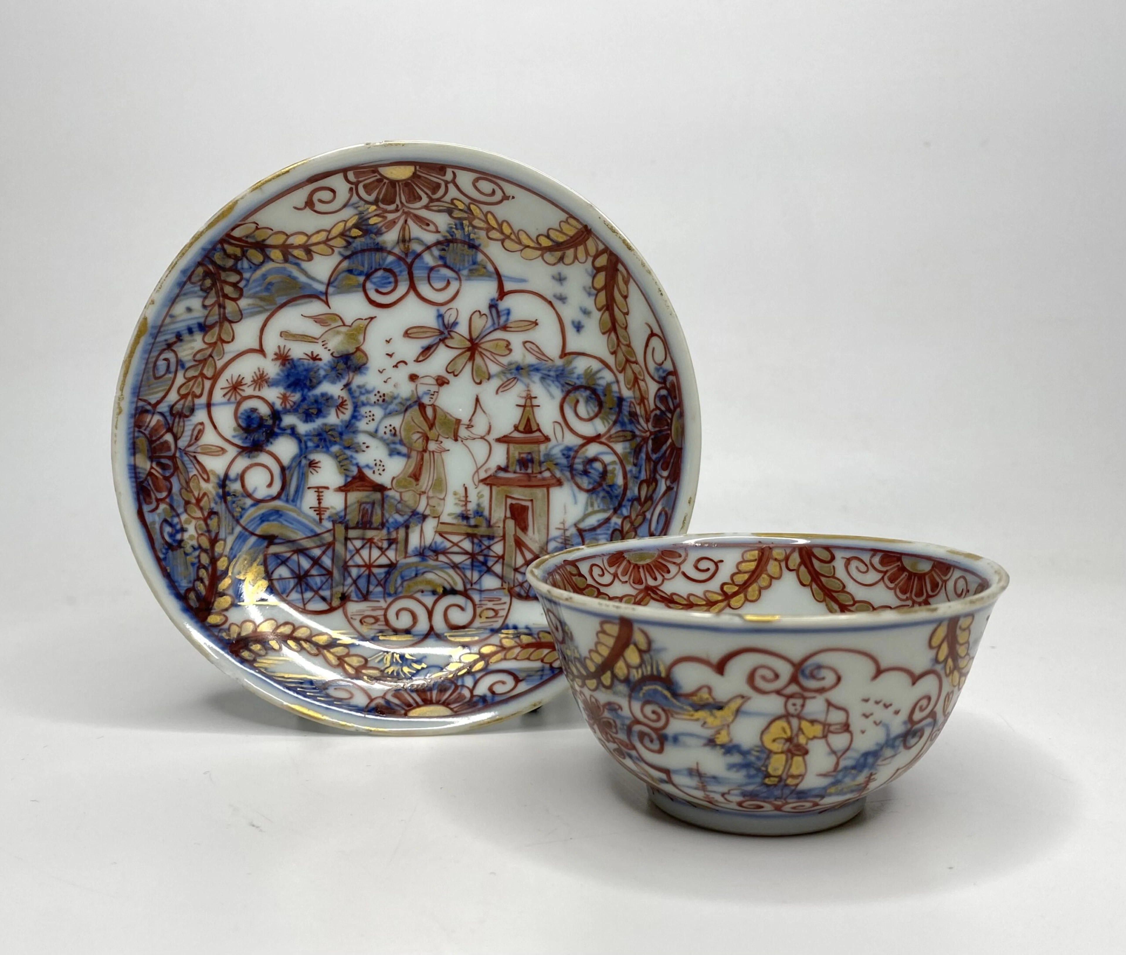 Chinese teabowl & saucer Amsterdam Bont decorated, c. 1750.