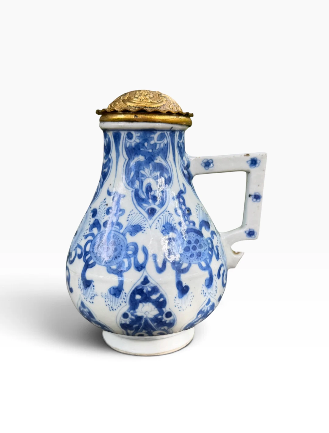 Chinese porcelain gilt metal mounted pot, c. 1700, Kangxi Period.