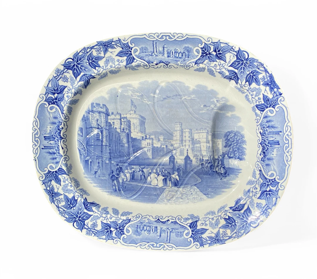 Staffordshire platter ‘Windsor Castle’, c. 1830.
