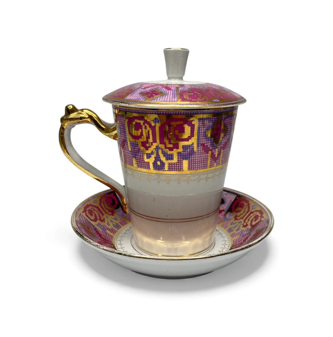 Kusnetzoff pottery cup, cover and stand, c. 1890.