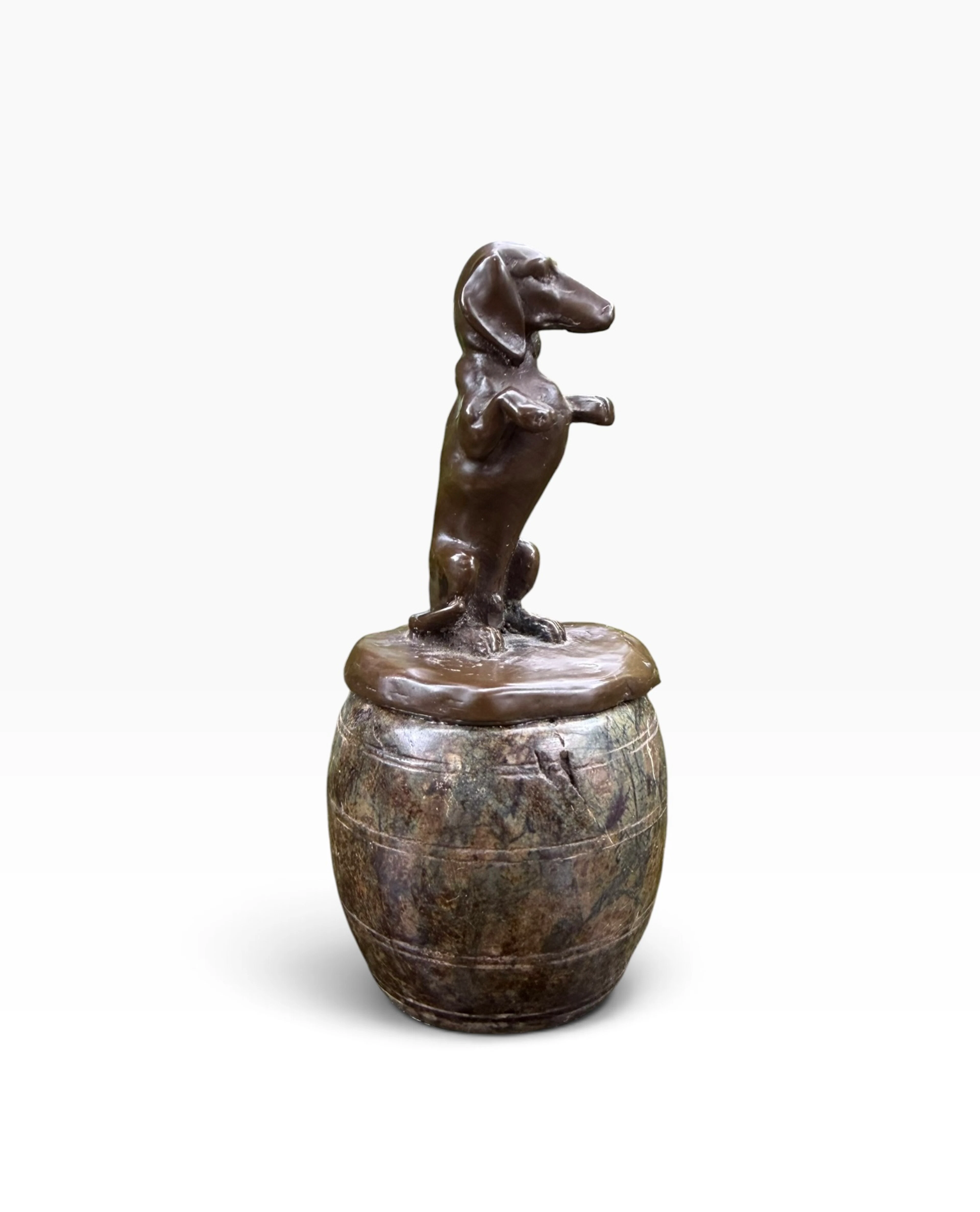 Bronze figure of a Dachshund, French, c. 1900.