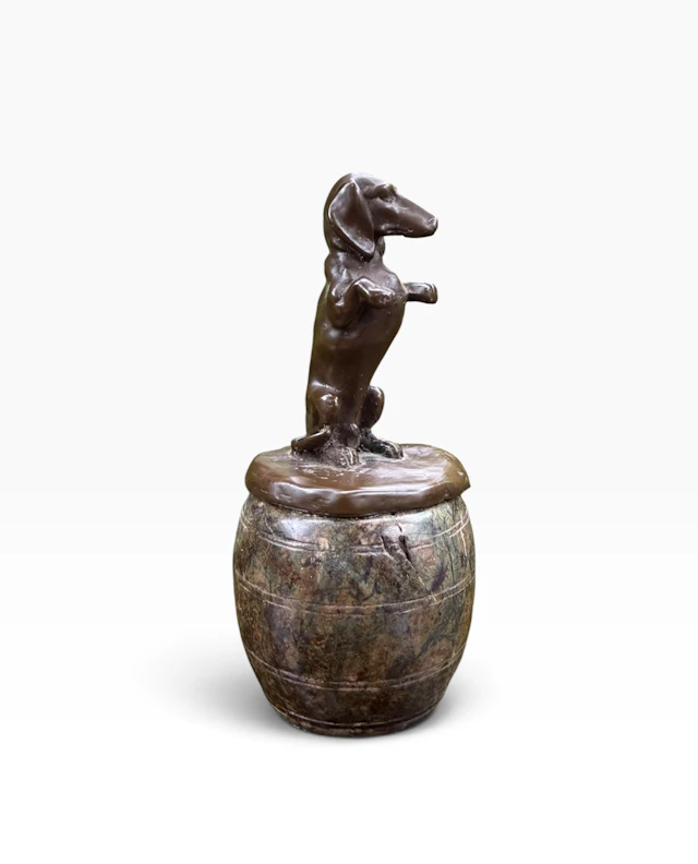 Bronze figure of a Dachshund, French, c. 1900.