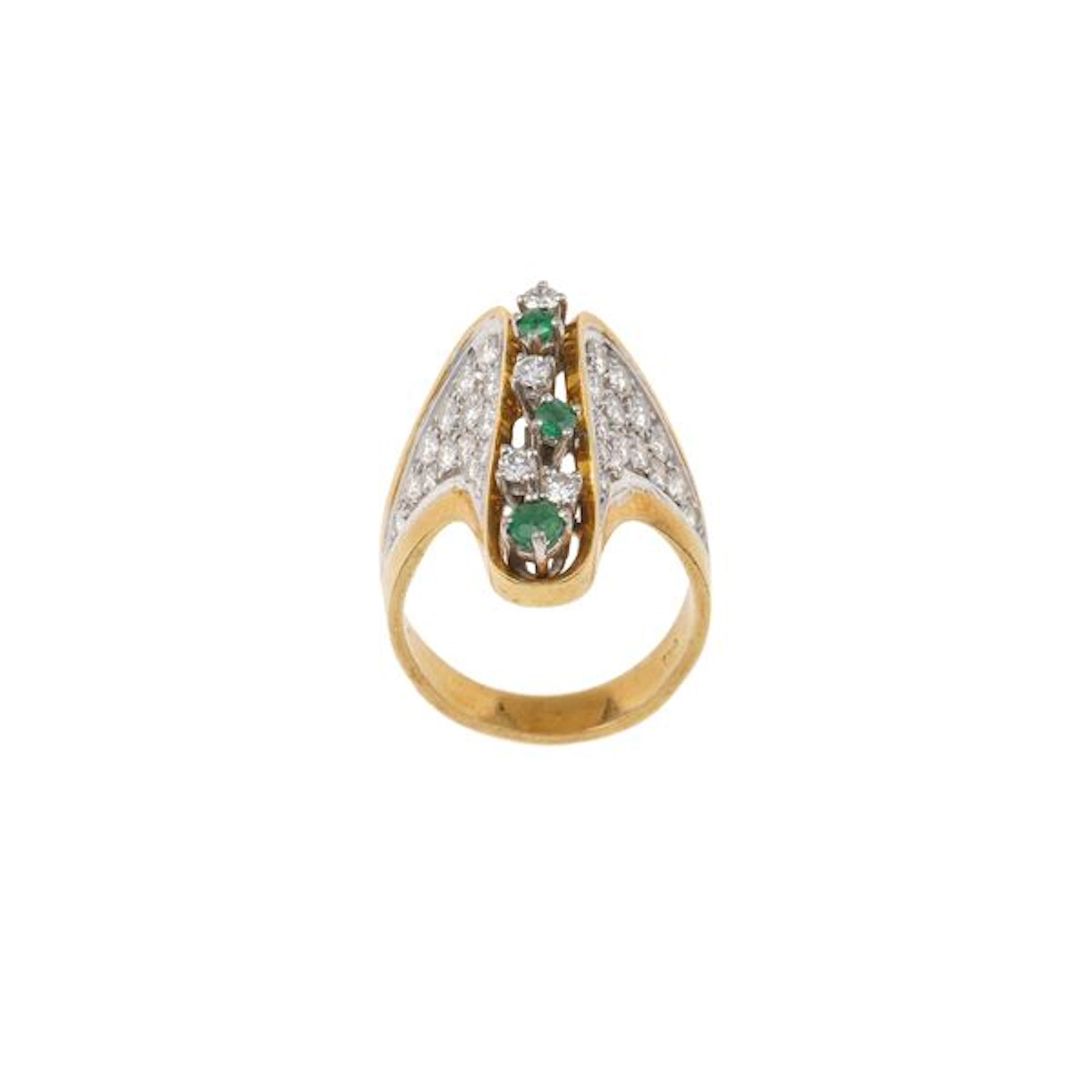 Emerald, diamond and gold ring