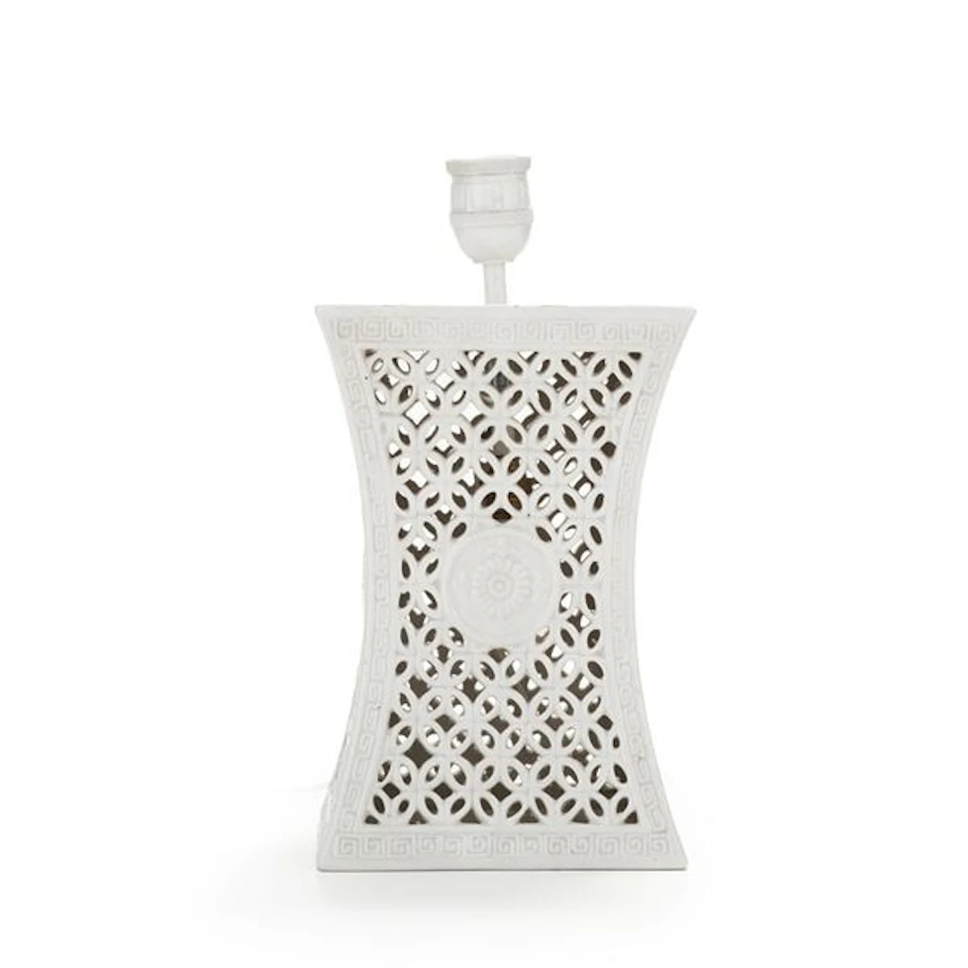 Lampada da tavolo in ceramica traforata. XX secolo