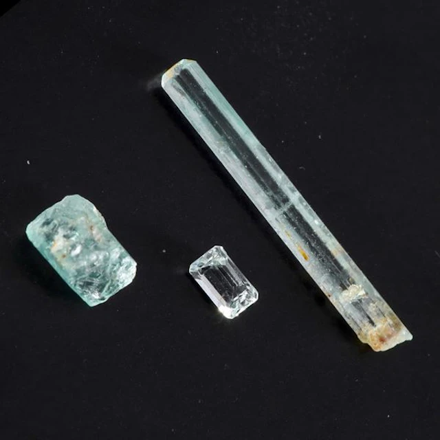3 Different Aquamarine Stones