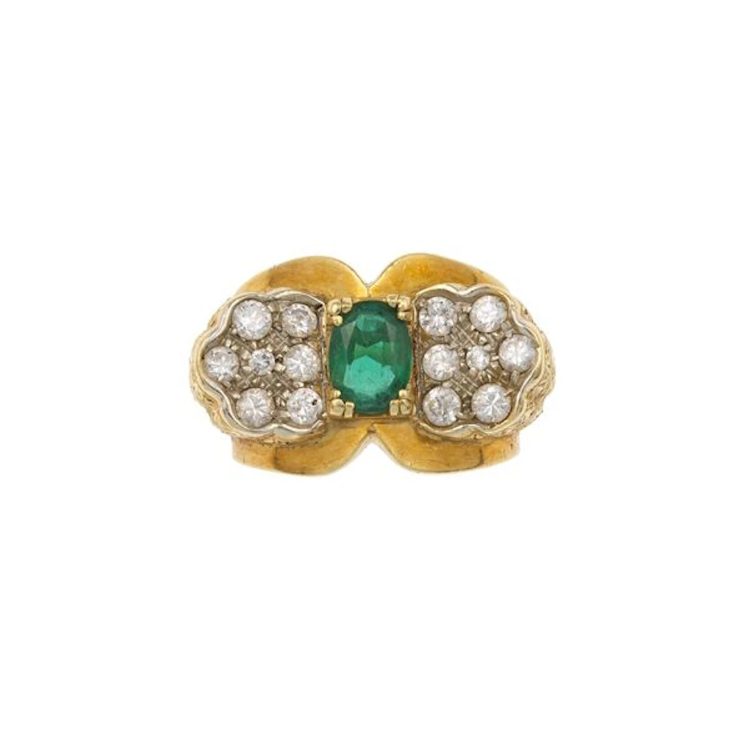 Emerald, diamond and gold ring